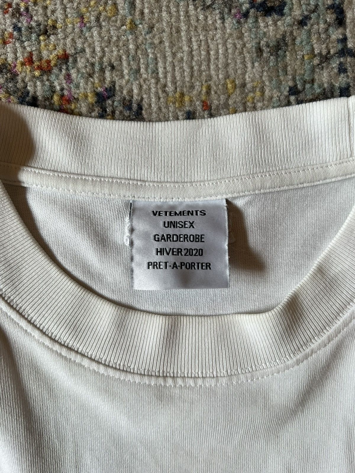 Vetements Vetements Label T-Shirt Size US M / EU 48-50 / 2 - 6 Thumbnail