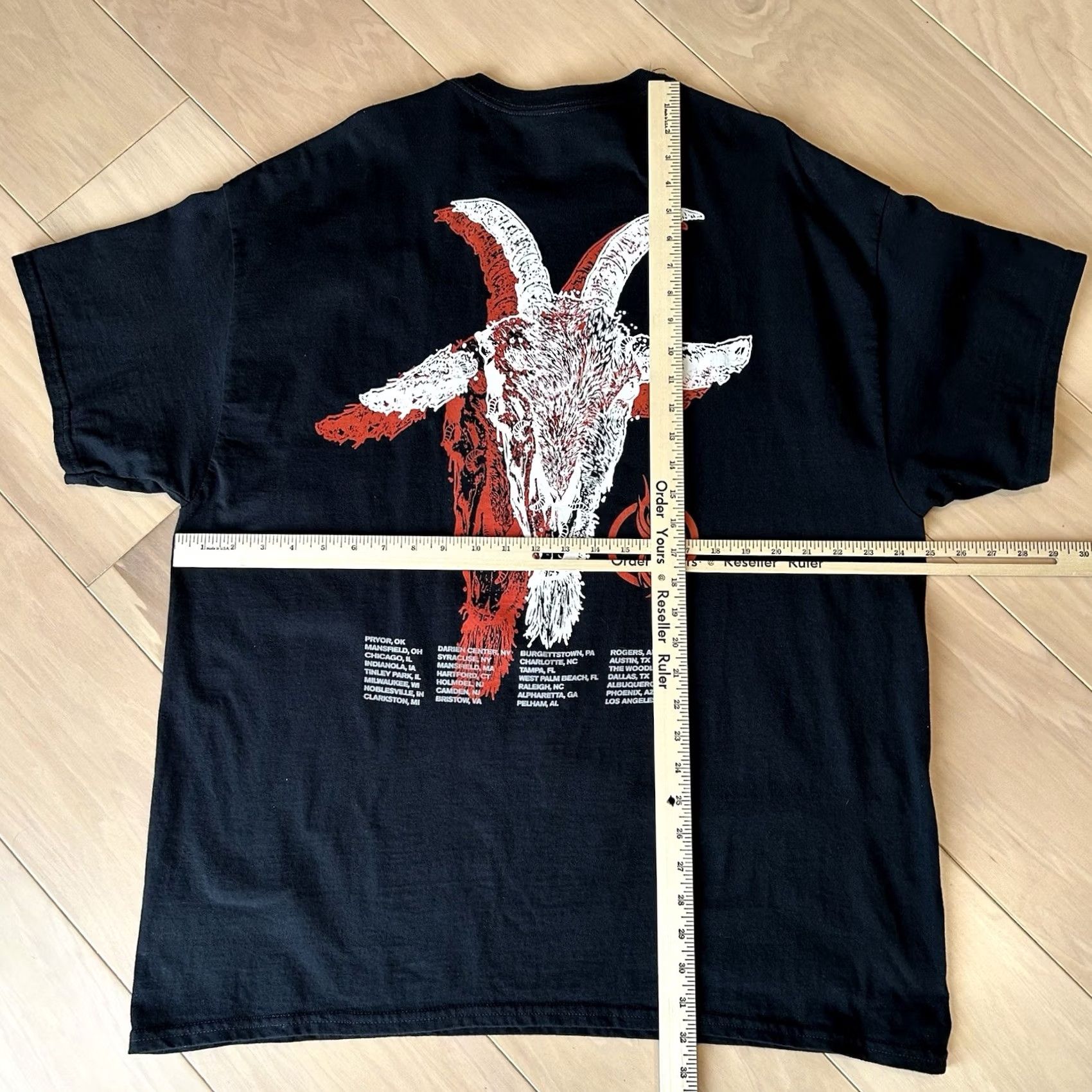 Vintage VINTAGE Slipknot 2021 Tour Tee Black T-Shirt Short Sleeve 2XL Mens Crew Neck Graphic Print Shirt Logo Slkipknot? Size US XXL / EU 58 / 5 - 4 Thumbnail