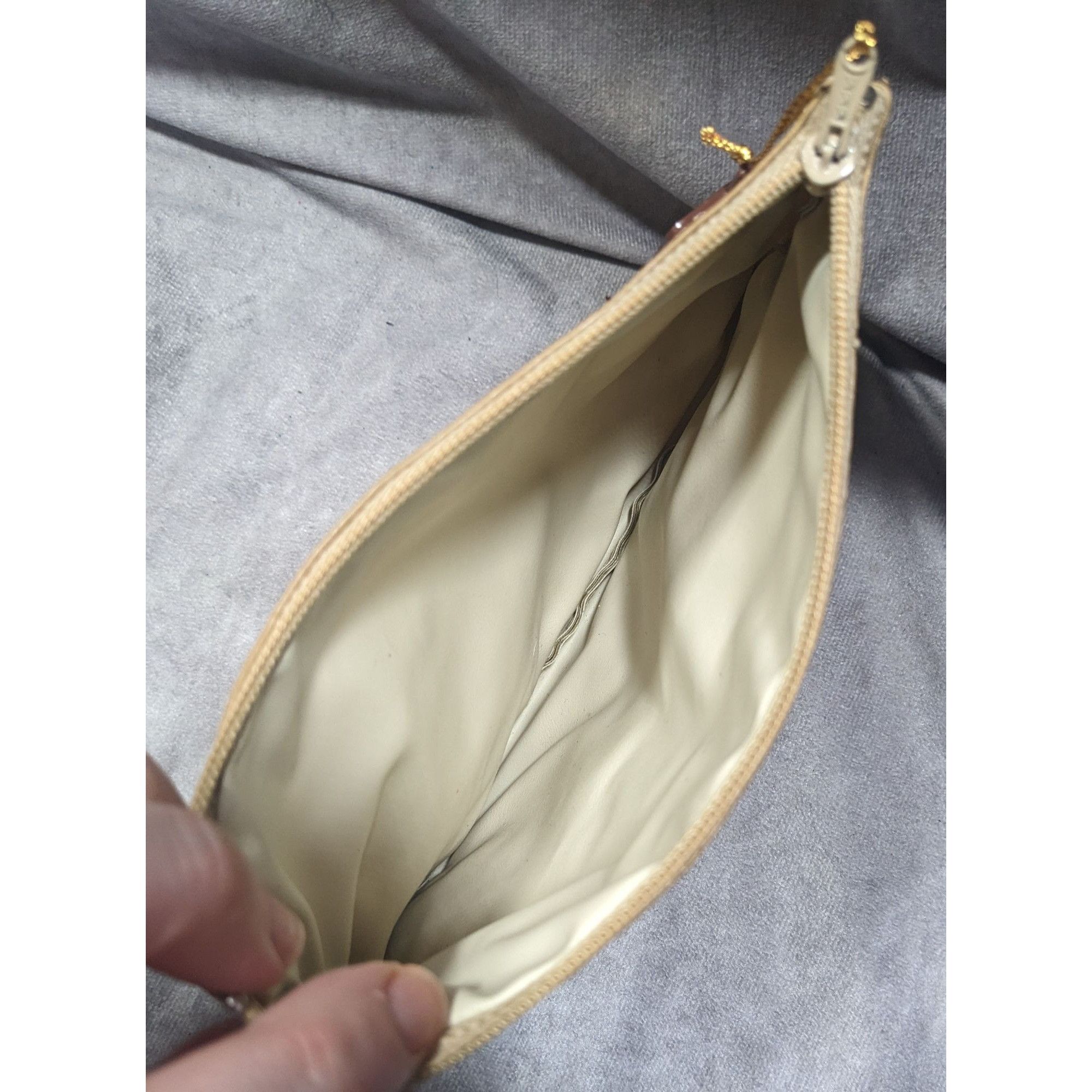 Other Vintage Bentley's For Accessories San Francisco Tan Elephant Size ONE SIZE - 10 Thumbnail