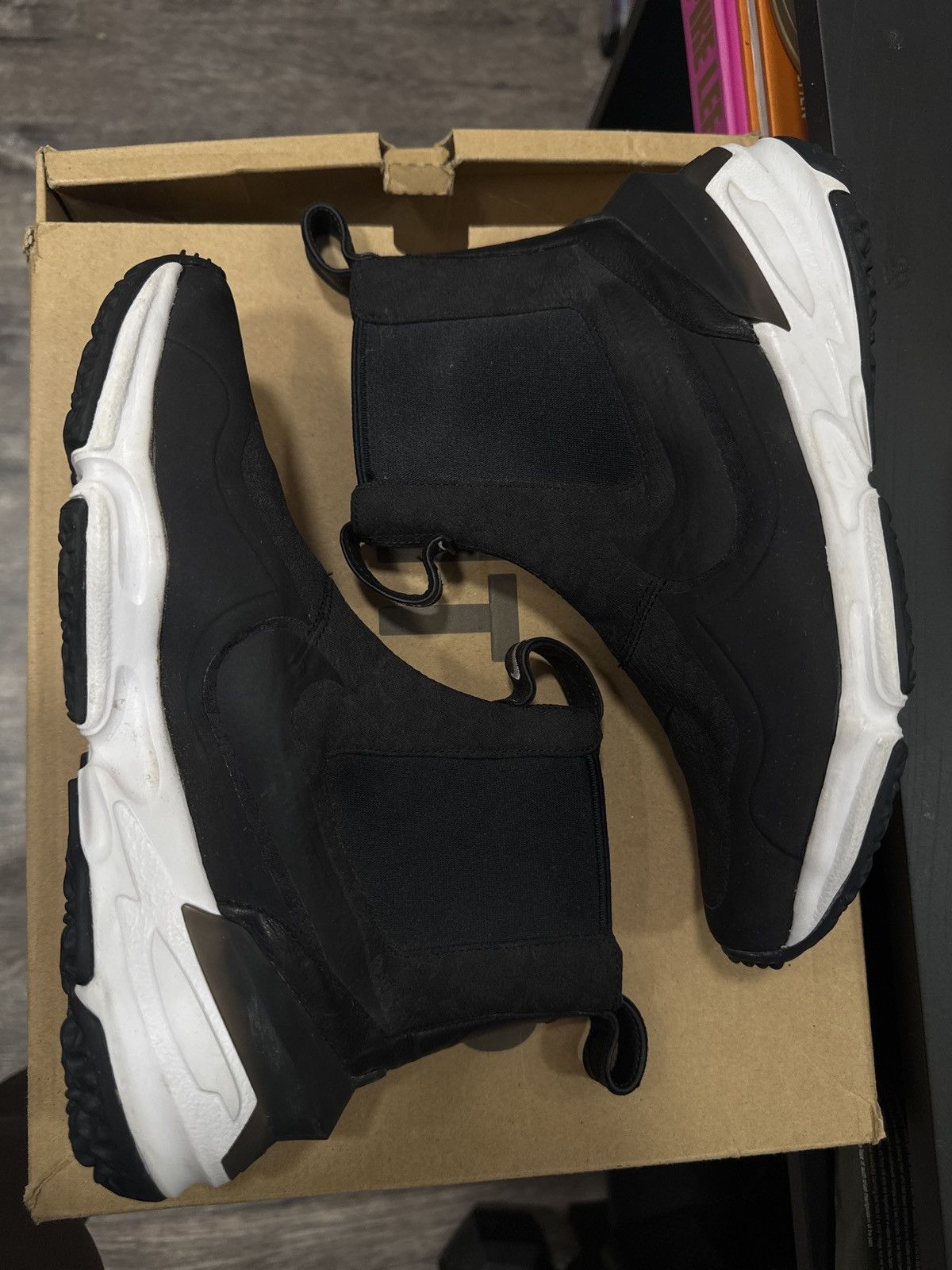 Riccardo Tisci Nike x Riccardo Tisci Air Zoom Legend Size US 6.5 / EU 39-40 - 6 Thumbnail