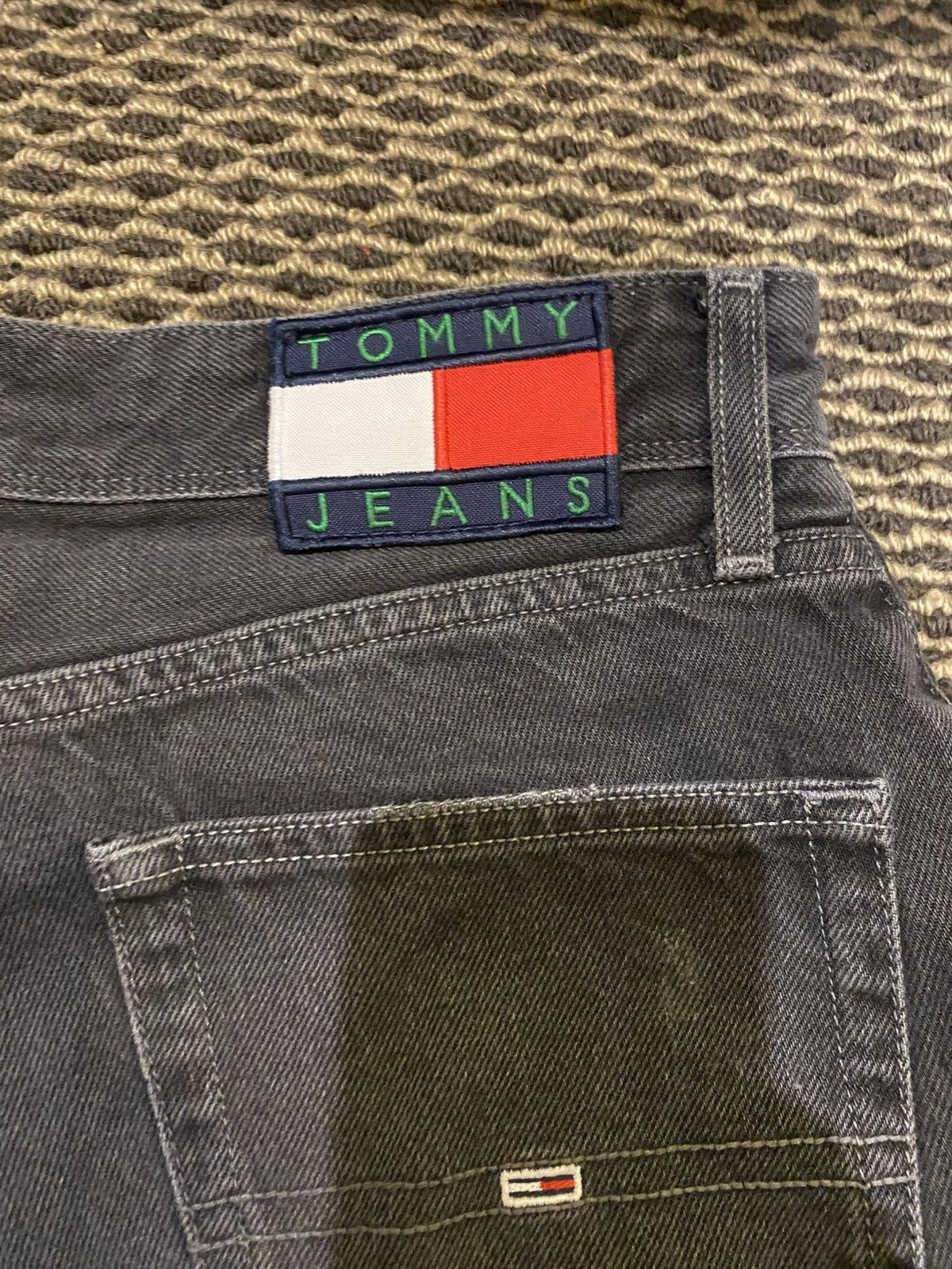 Tommy Hilfiger Tommy Hilfiger Ethan Relaxed Straight Jeans Size US 30 / EU 46 - 6 Thumbnail