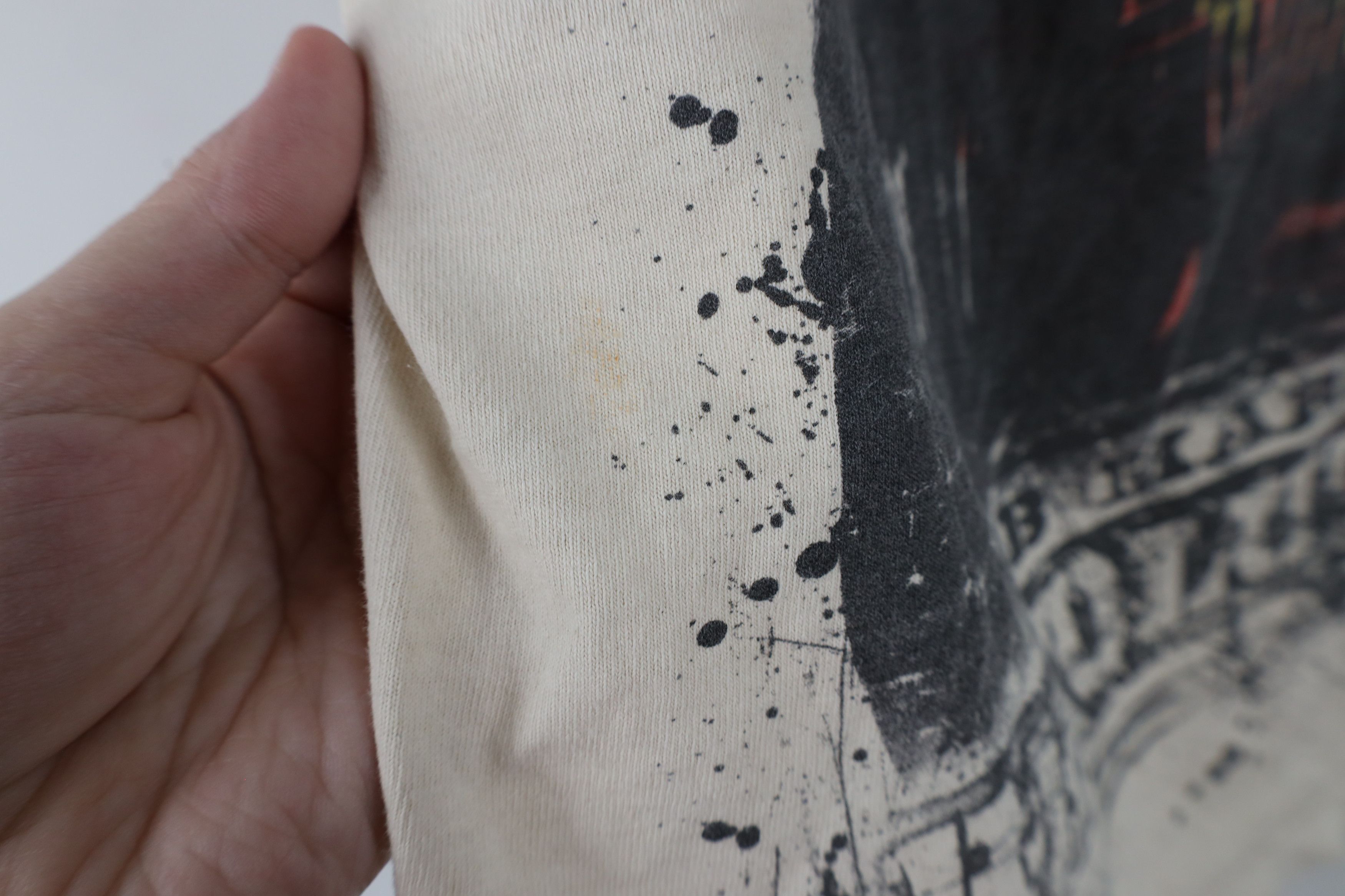 Vintage Vintage Y2K All Over Print Bob Marley Revolution T-Shirt Size US S / EU 44-46 / 1 - 9 Thumbnail