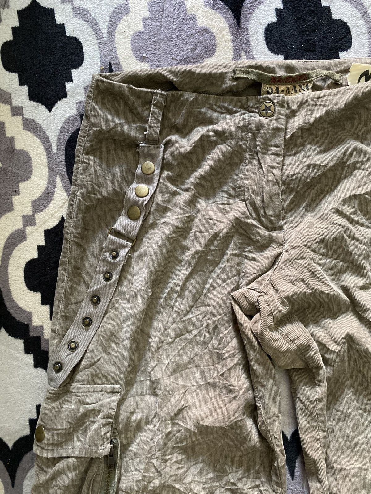 If Six Was Nine × Japanese Brand × Le Grande Bleu (L.G.B.) 2000s Da-Nang bondage punk cargo corduroy pants Size US 32 / EU 48 - 4 Thumbnail