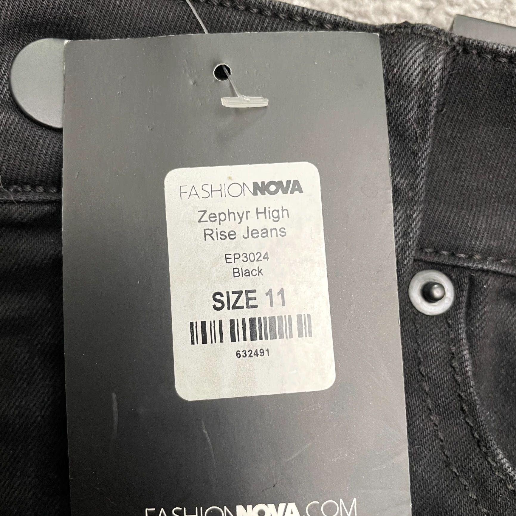 Fashion Nova Fashion Nova Zephyr High Rise Jegging Jeans Junior 11 Black Distressed NWT 30x27 Size 32" / US 10 / IT 46 - 5 Thumbnail