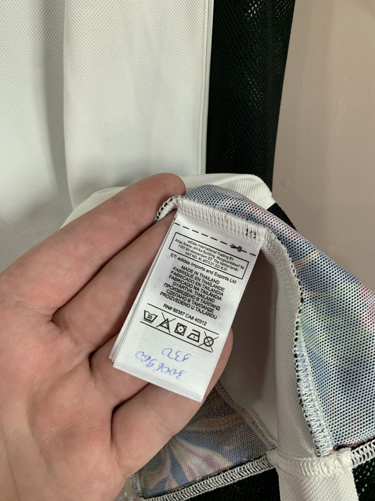 Adidas Adidas Y-3 Tennis Shirt Roland Garros Jersey Size M Size US M / EU 48-50 / 2 - 8 Thumbnail