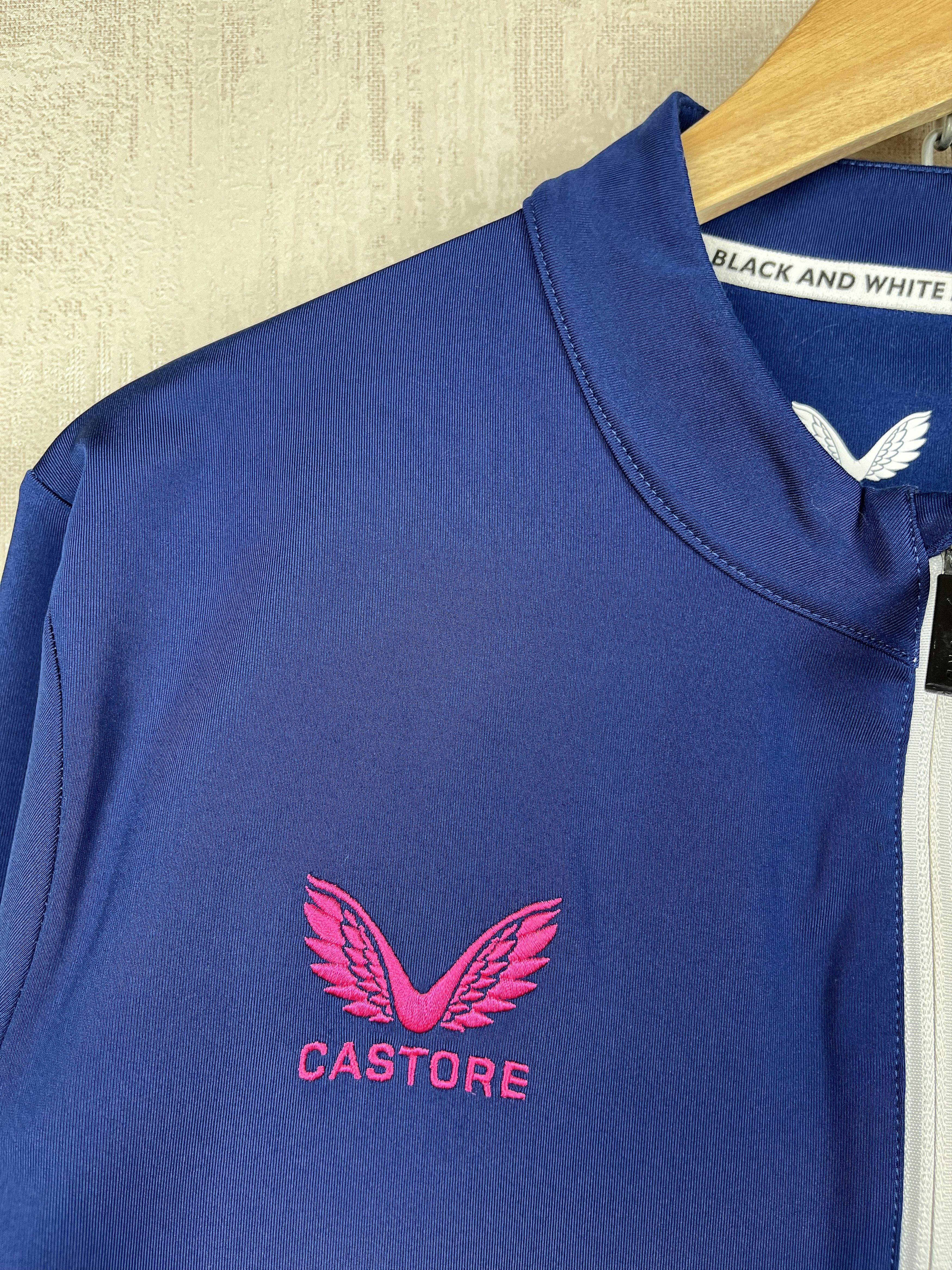 Other Castore Newcastle United Soccer 1/4 Zip Training Pullover Size US XL / EU 56 / 4 - 4 Thumbnail