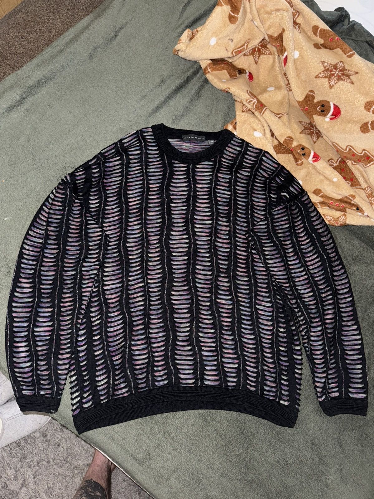 Vintage Tundra Canada 90s coogi style 3d knit Size US L / EU 52-54 / 3 - 1 Thumbnail
