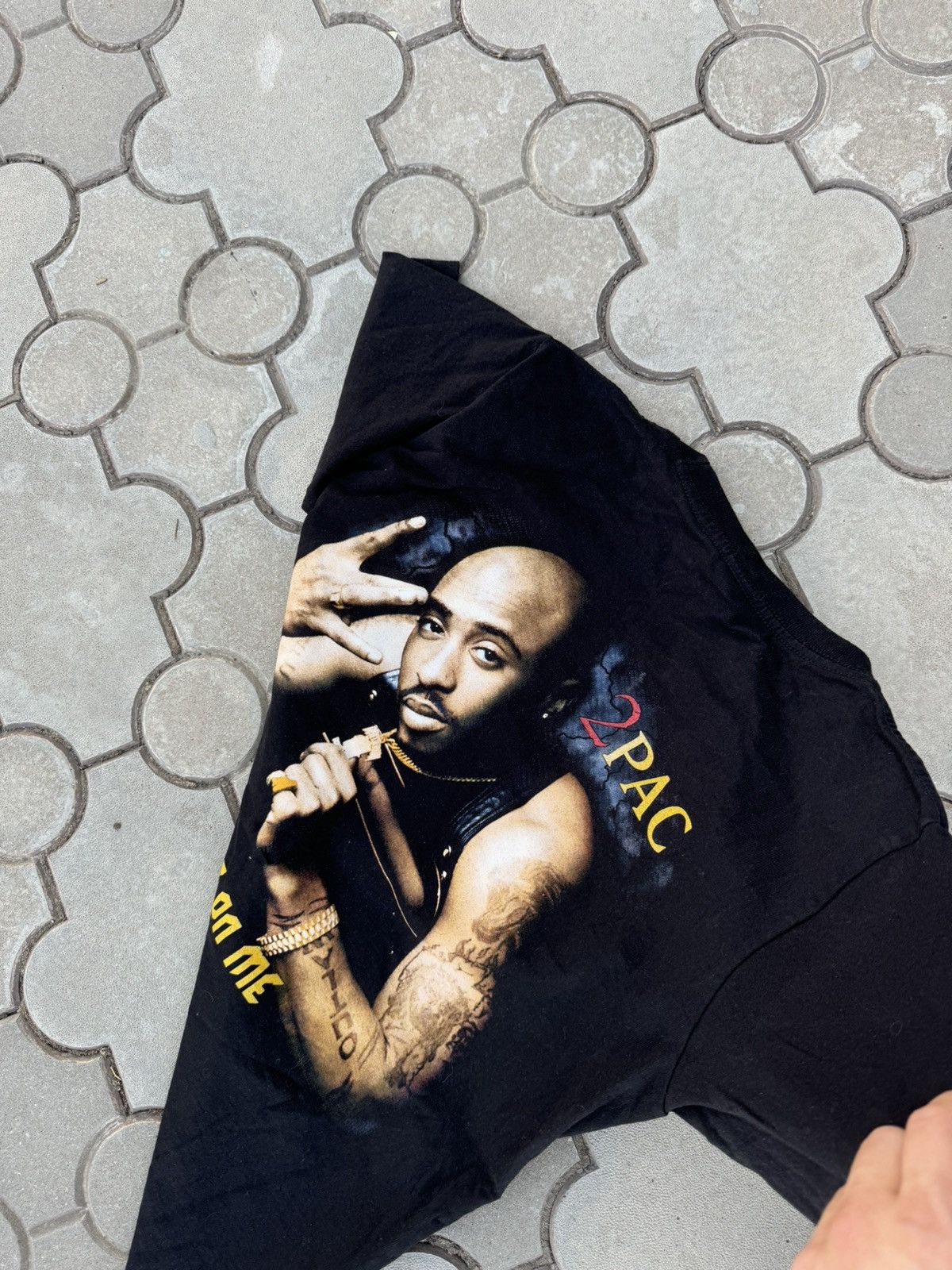 Band Tees × Vintage Vintage 2pac Tupac Shakur All Eyez On Me Tee Shirt Size US S / EU 44-46 / 1 - 3 Thumbnail