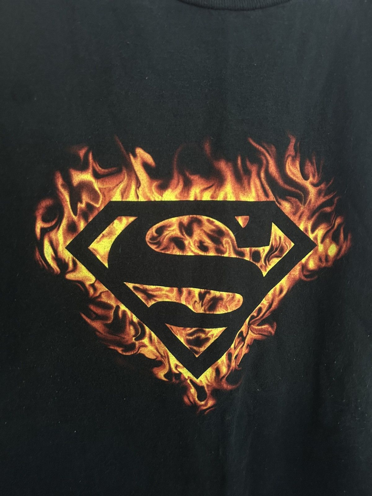 Vintage Vintage Superman Flame Logo T-shirt Size US XL / EU 56 / 4 - 2 Thumbnail