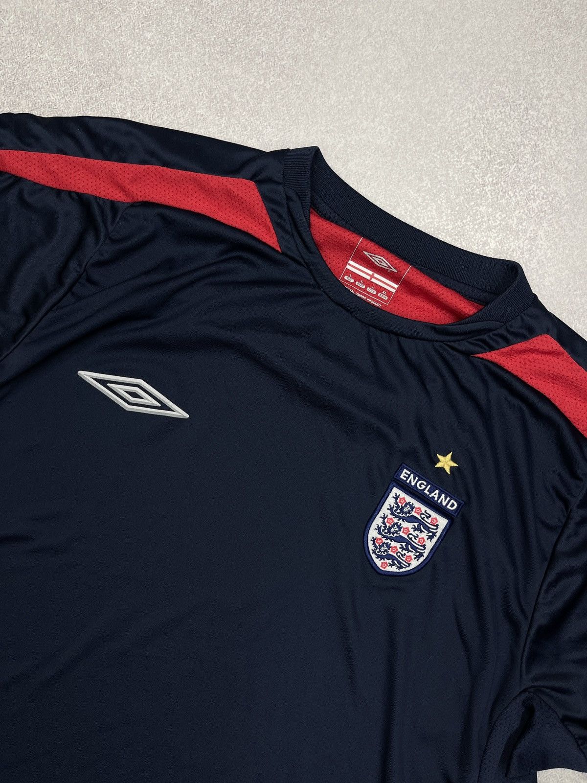 Umbro Vintage Umbro England Soccer Jersey Navy Y2K Football Size US L / EU 52-54 / 3 - 4 Thumbnail