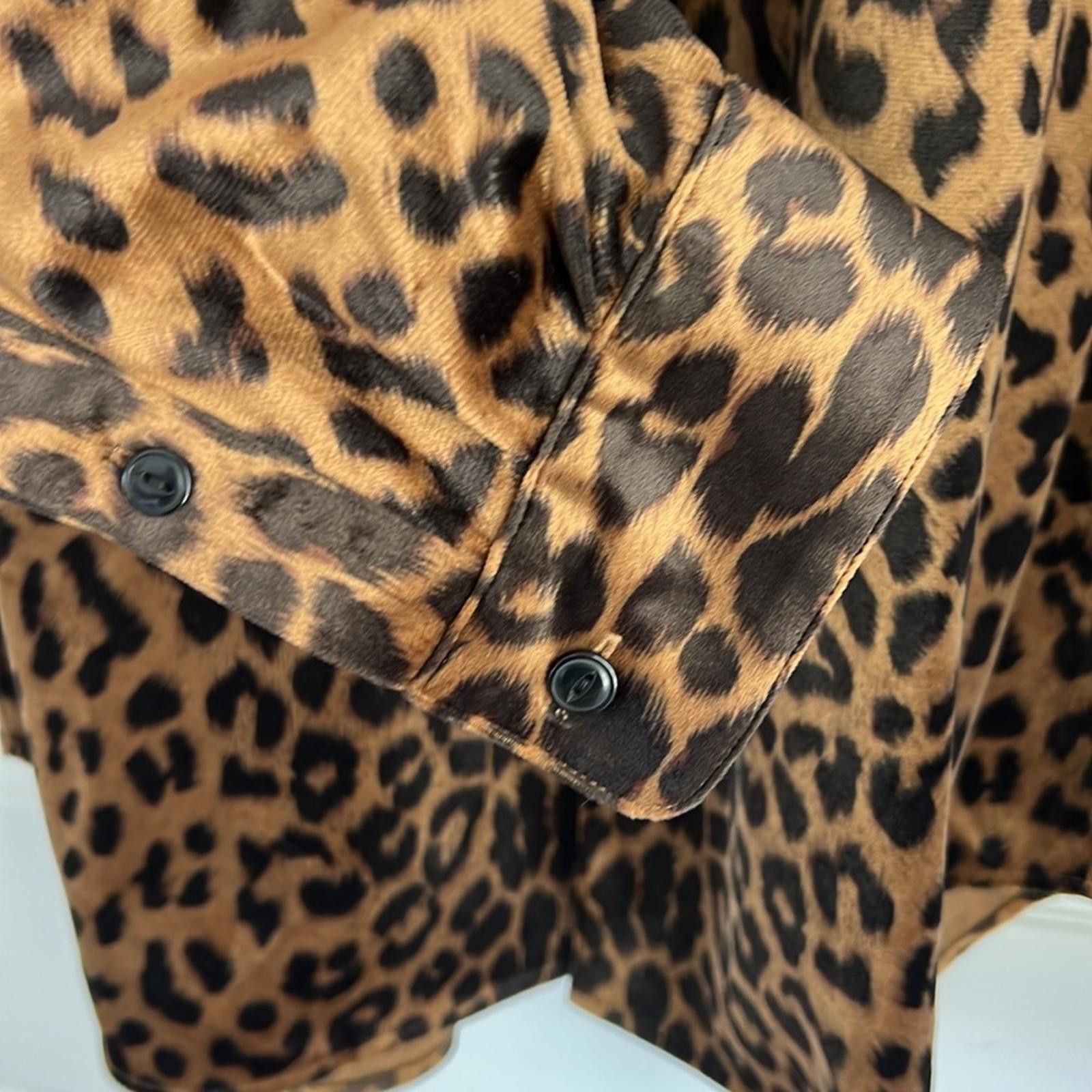 Other WIND AND SEA Leopard Open Collar Button Camp Shirt Men Large Size US L / EU 52-54 / 3 - 6 Thumbnail