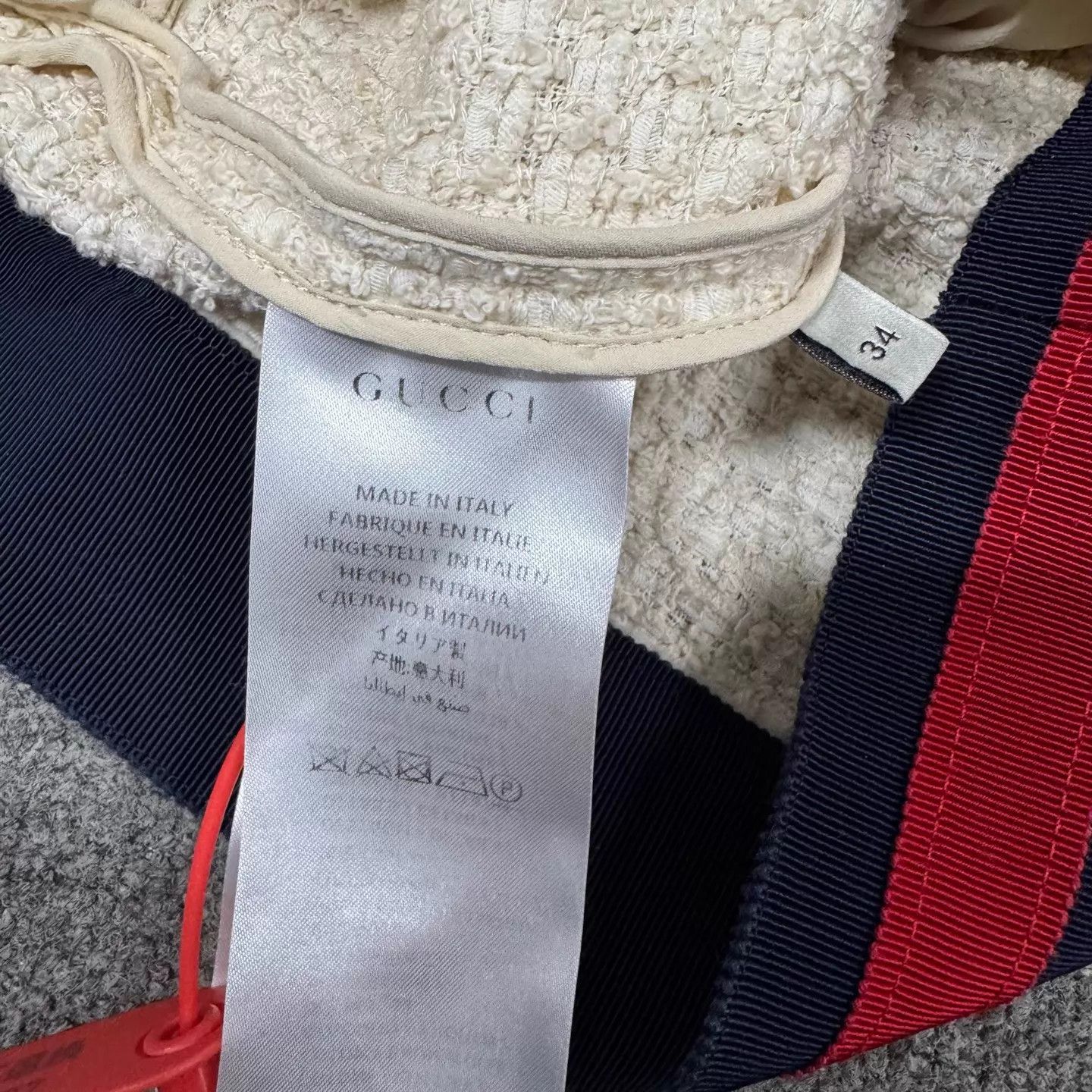 Gucci Gucci ivory webbing V-neck tweed short dress size 34 99 new Size XXS / US 00 / IT 34 - 5 Thumbnail