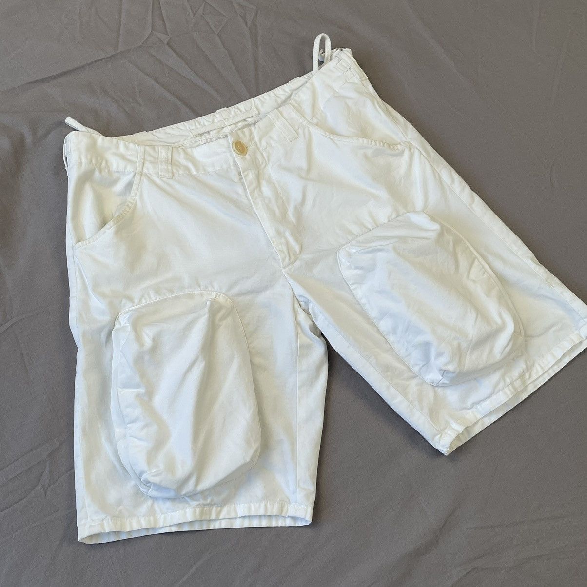 Helmut Lang Helmut Lang 3D Cargo Pocket Shorts Size US 30 / EU 46 - 2 Thumbnail