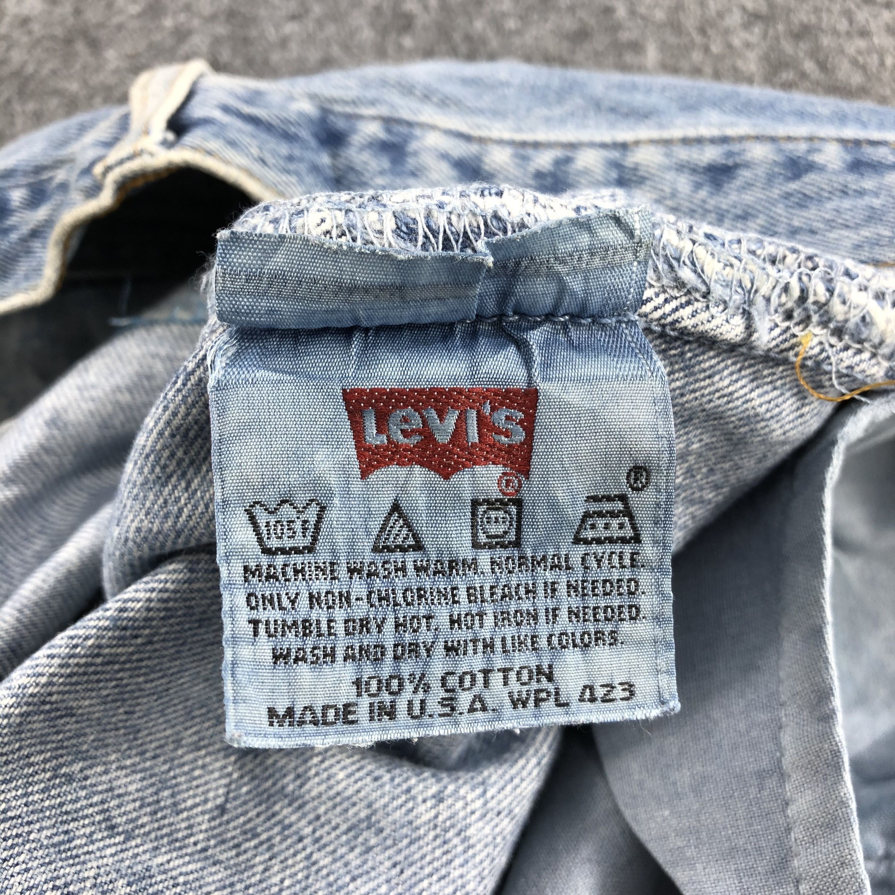 Levi's × Vintage Vintage 90s Light Wash Levis 501 Jeans-JM893 Size US 30 / EU 46 - 10 Thumbnail