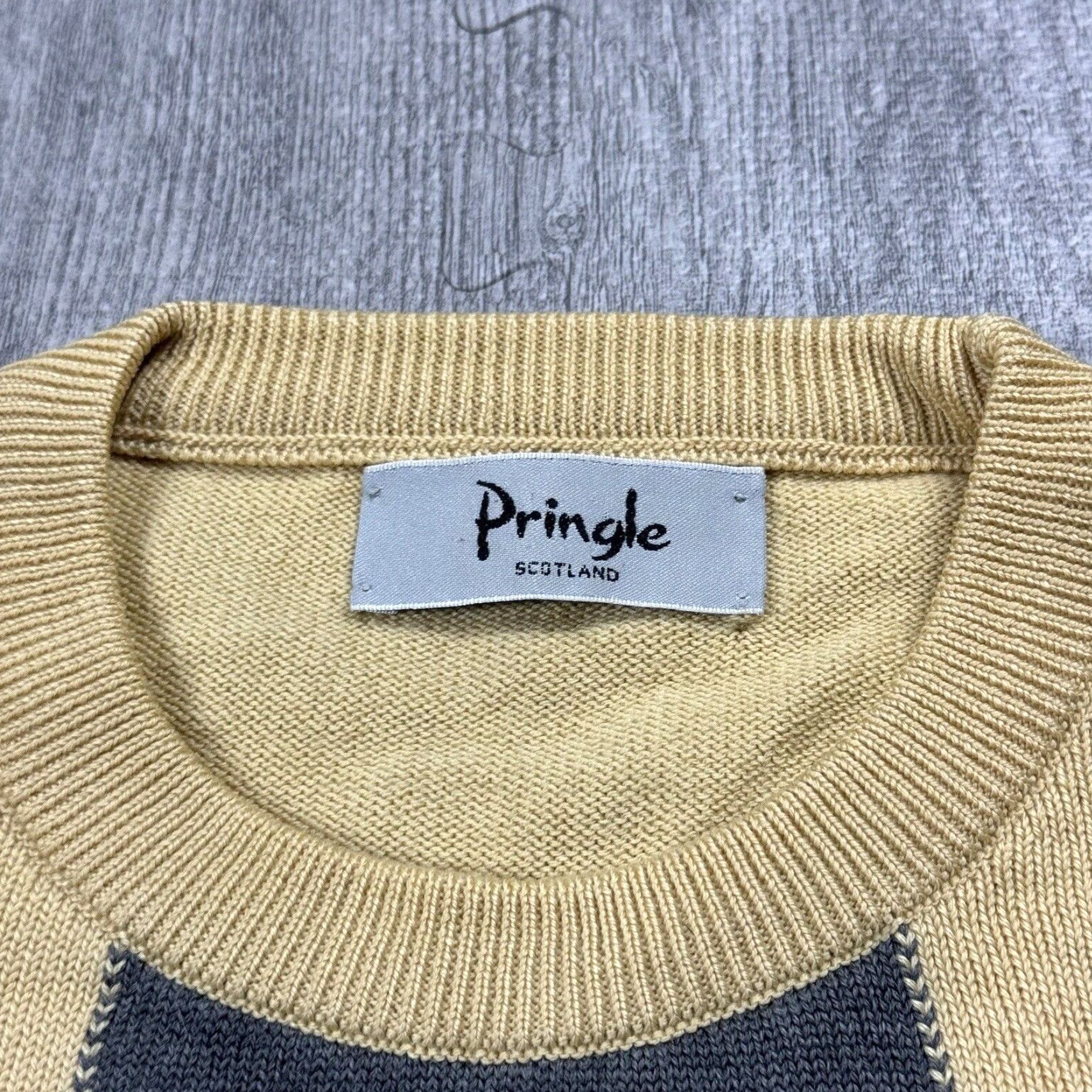 Pringle Of Scotland VINTAGE Pringle of Scotland Gold Crest Logo 100% Wool Knit Sweater Mens 44 Classic Crew Neck Long Sleeve Size US XXL / EU 58 / 5 - 4 Thumbnail