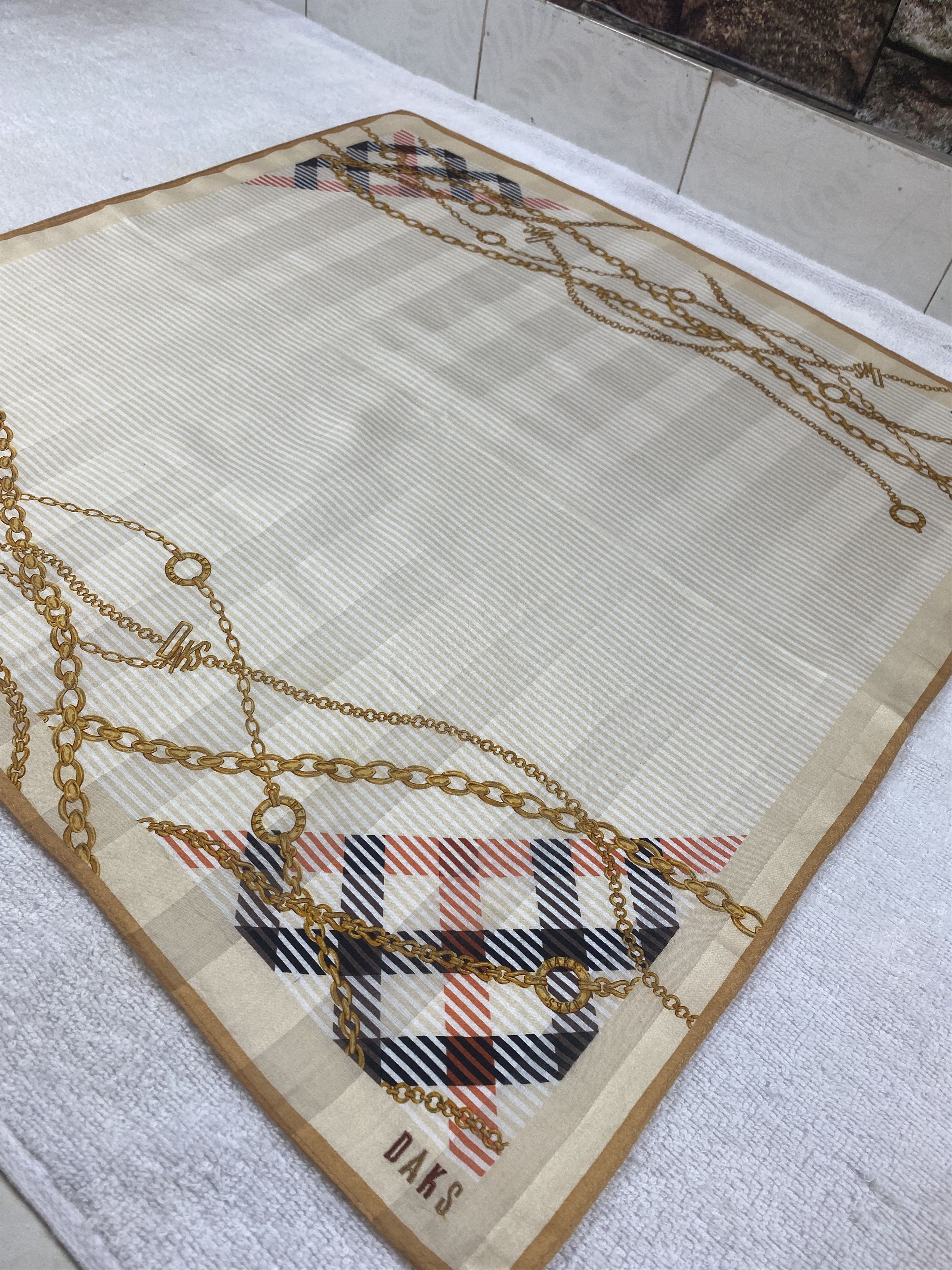DAKS Daks London Handkerchief / Bandana / Neckerchief Size ONE SIZE - 4 Thumbnail
