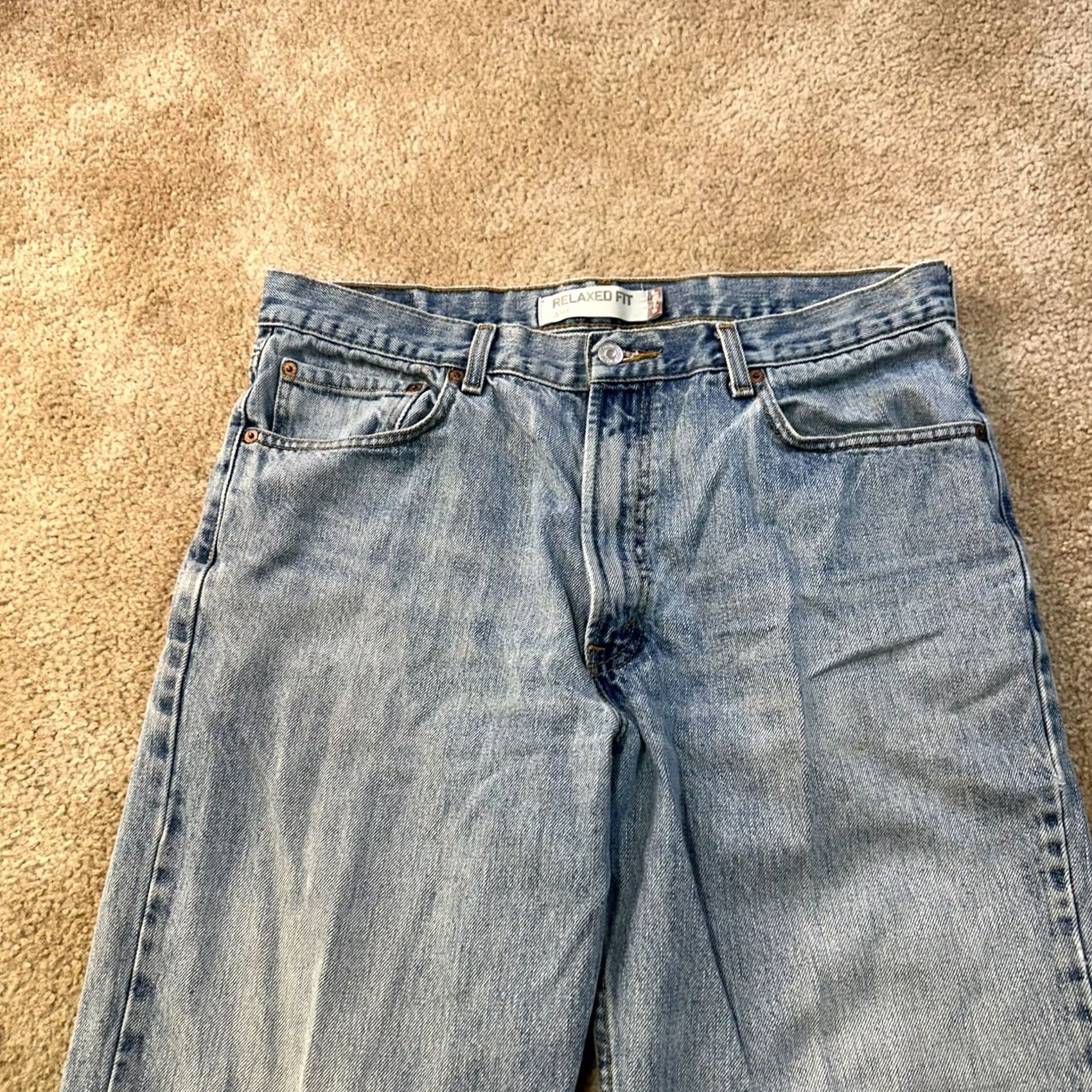Levi's New title: Levi'S 550 Relaxed Straight Denim Mens 36x32 Blue Medium Jeans with Zip Button Closure Size US 36 / EU 52 - 4 Thumbnail