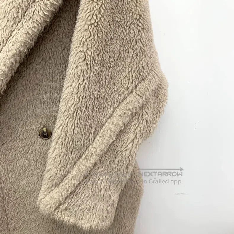 Max Mara Max Mara Light Brown Teddy Alpaca Hair Lapel Double Breast Size S / US 4 / IT 40 - 4 Thumbnail