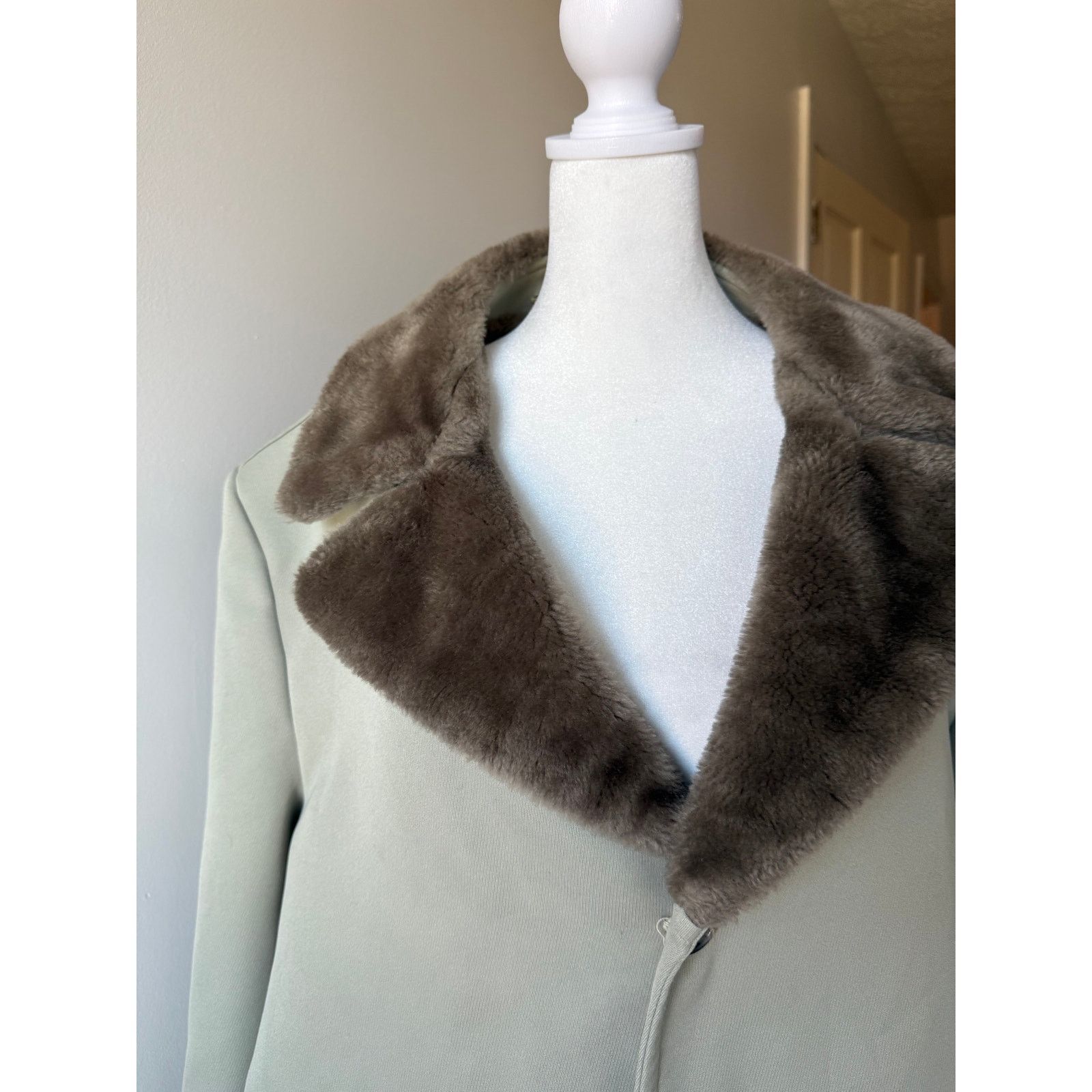 Vintage Vintage Sage Green Fur Collar Coat size 42 Size M / US 6-8 / IT 42-44 - 5 Thumbnail