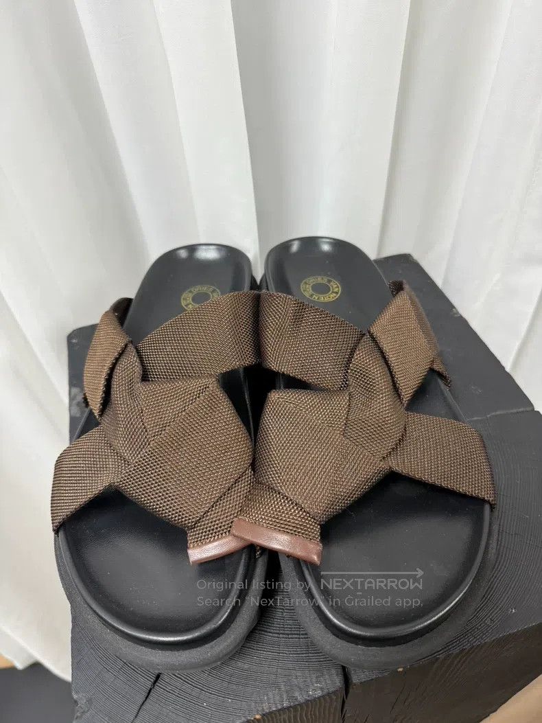Louis Vuitton Louis Vuitton Strap-on Patchwork Thick Sole Slippers Size Size US 8 / EU 41 - 2 Thumbnail