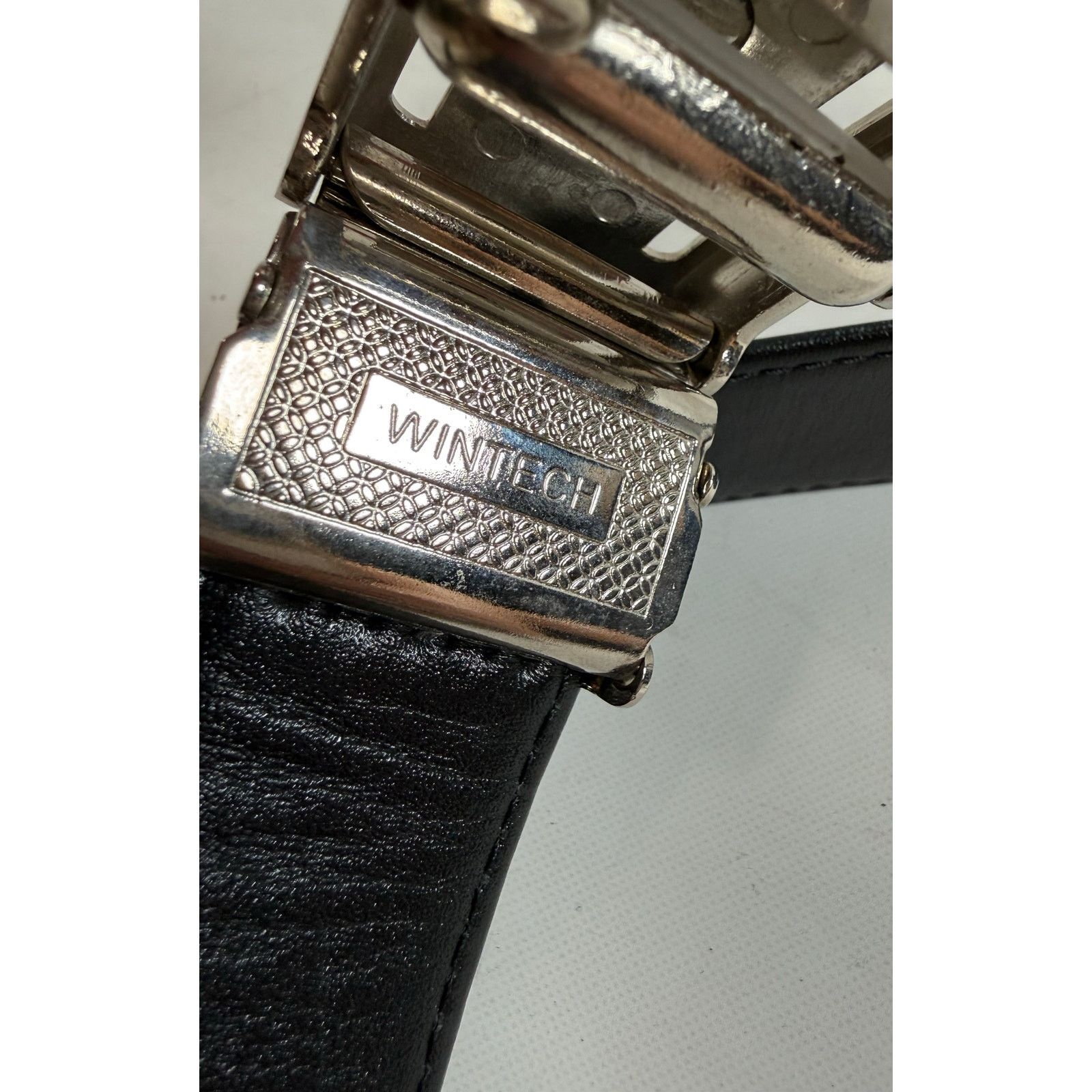 Vintage NWOT Auto Locking Crocodile Belly Skin Belt size 46 Size 46 - 5 Thumbnail