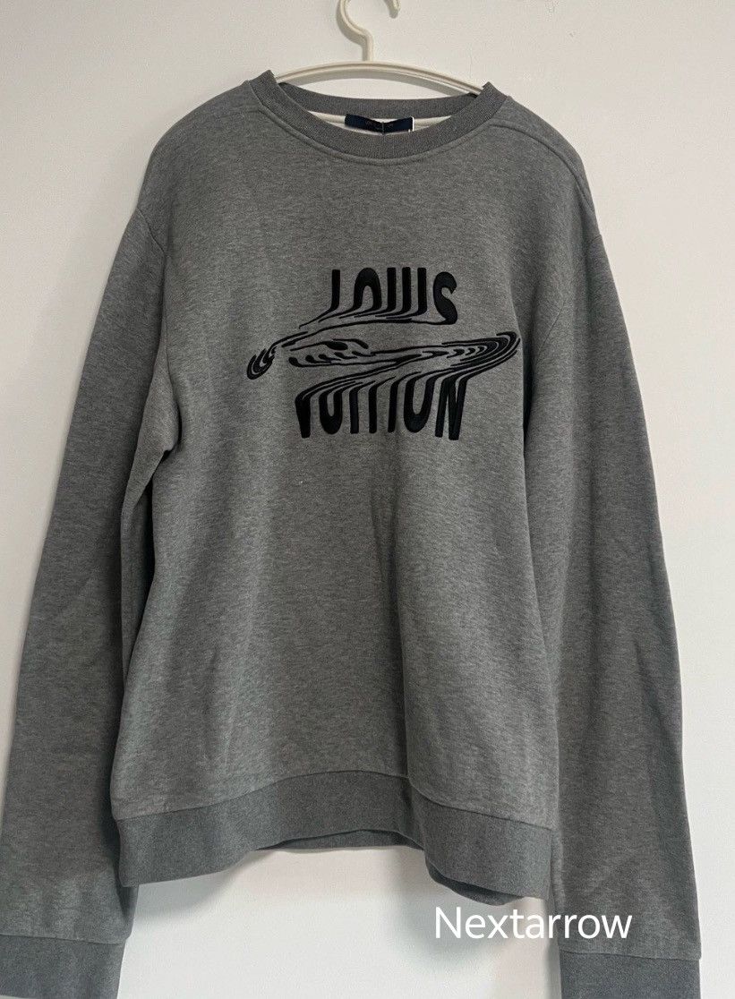 Louis Vuitton Louis Vuitton Grey hoodie 2412-Nextarrow Size US M / EU 48-50 / 2 - 1 Thumbnail
