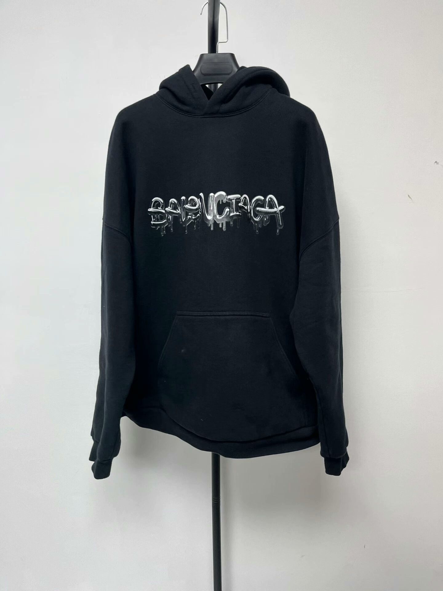 Balenciaga balenciaga black drawstring hoodie with logo Size US M / EU 48-50 / 2 - 1 Thumbnail