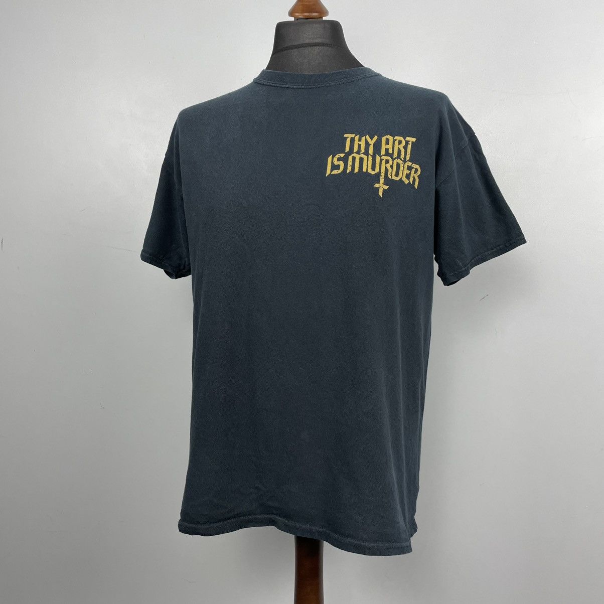 Band Tees × Gildan × Vintage Vintage 00’s Thu Art Is Murder Deathcore punk T-shirt Size US L / EU 52-54 / 3 - 5 Thumbnail