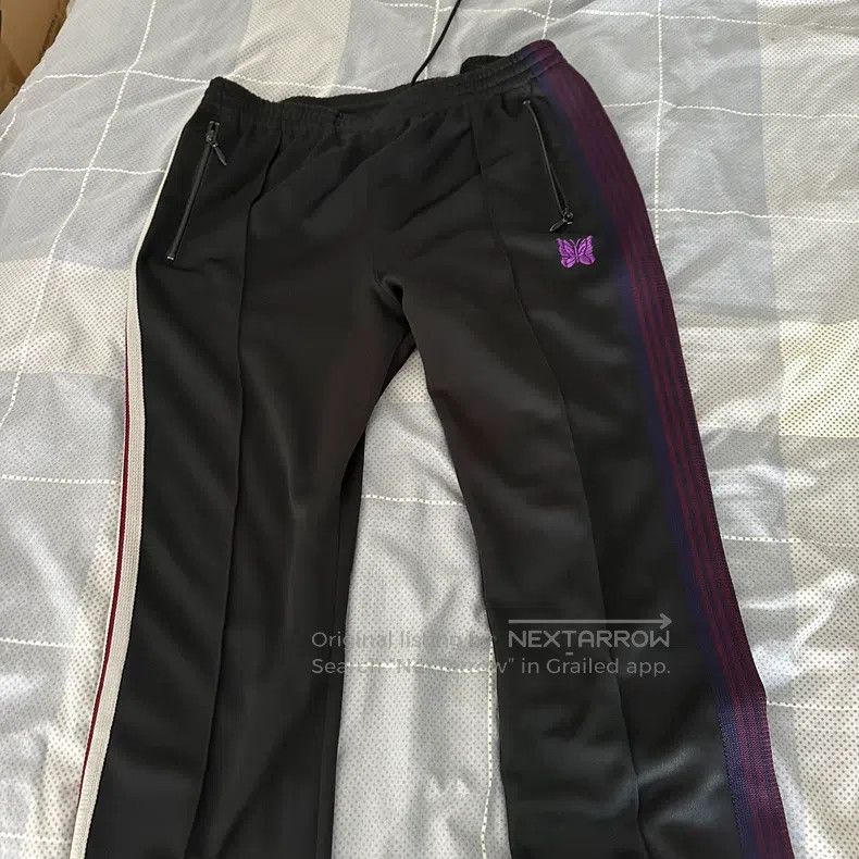 Needles Needles size L Black and purple striped butterfly slacks Size US 38 / EU 54 - 1 Thumbnail