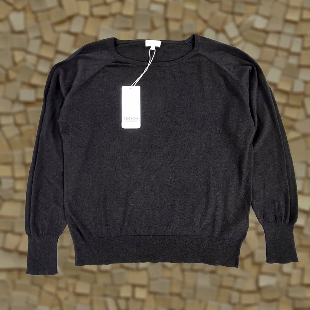 Escada VINTAGE? No. Size M / US 6-8 / IT 42-44 - 1 Thumbnail