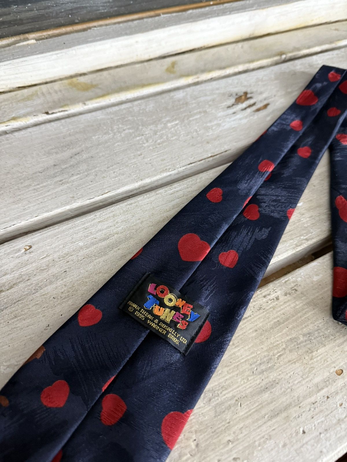 Cartoon Network × Vintage × Warner Bros Vintage 90s Looney Tunes Taz tie 1995 Size ONE SIZE - 8 Thumbnail