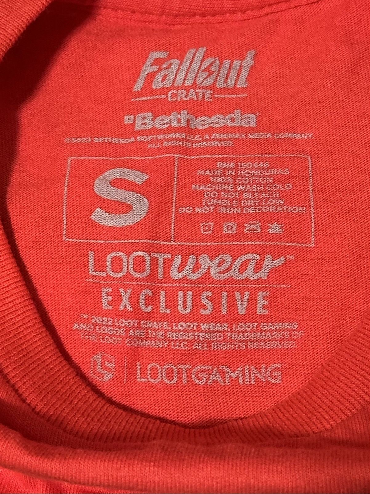 Other Bethesda Fallout Crate Power Armor Shirt Size US S / EU 44-46 / 1 - 3 Thumbnail