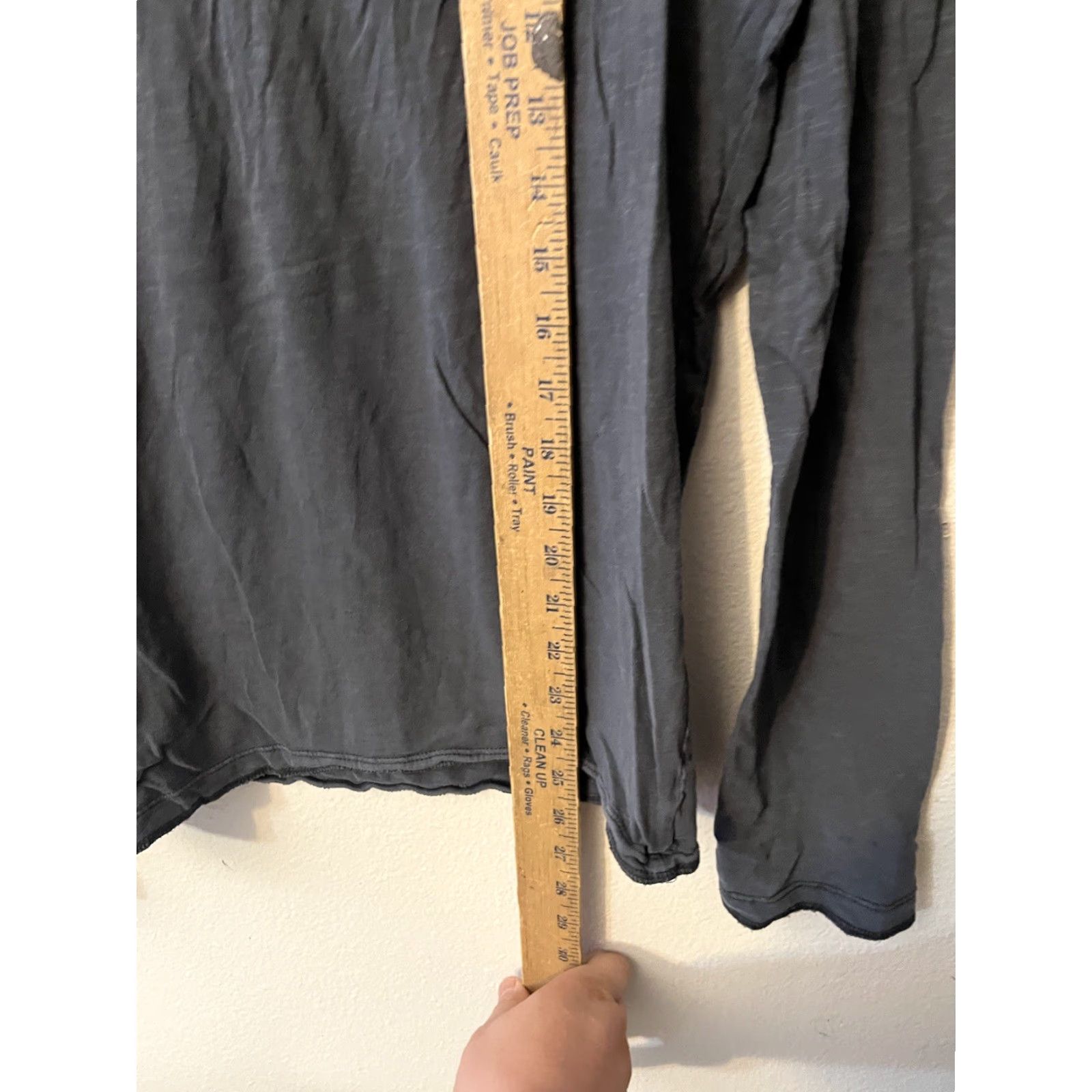 Gap Gap Men T-Shirt Crew Neck Long Sleeve Regular Fit Medium Gray Solid Gang era? wait Size US M / EU 48-50 / 2 - 4 Thumbnail