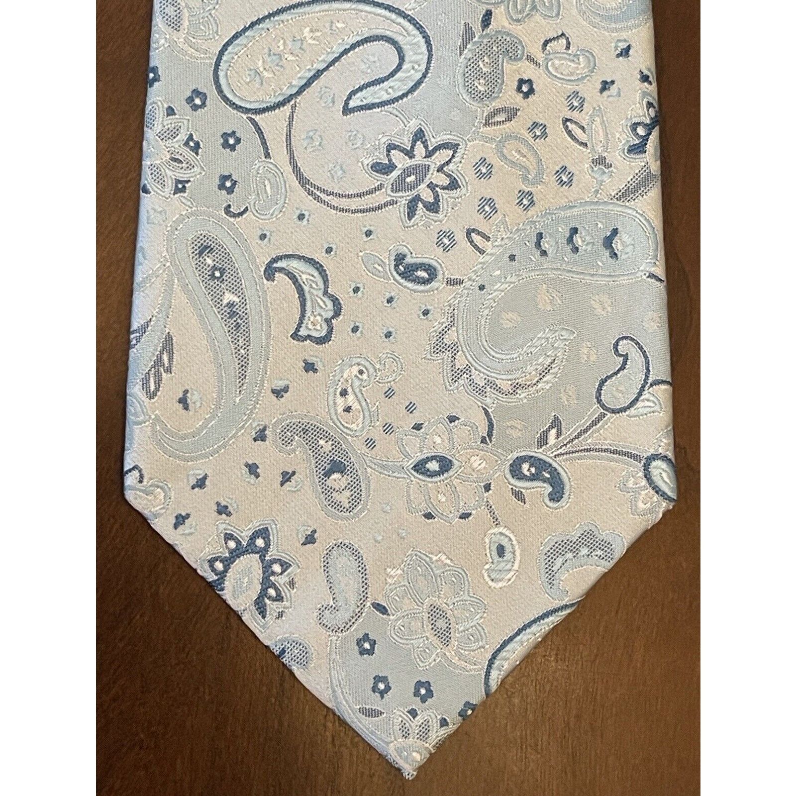 Croft & Barrow Croft & Barrow Blue Hand Made 100% Silk Made In China Size ONE SIZE - 1 Thumbnail