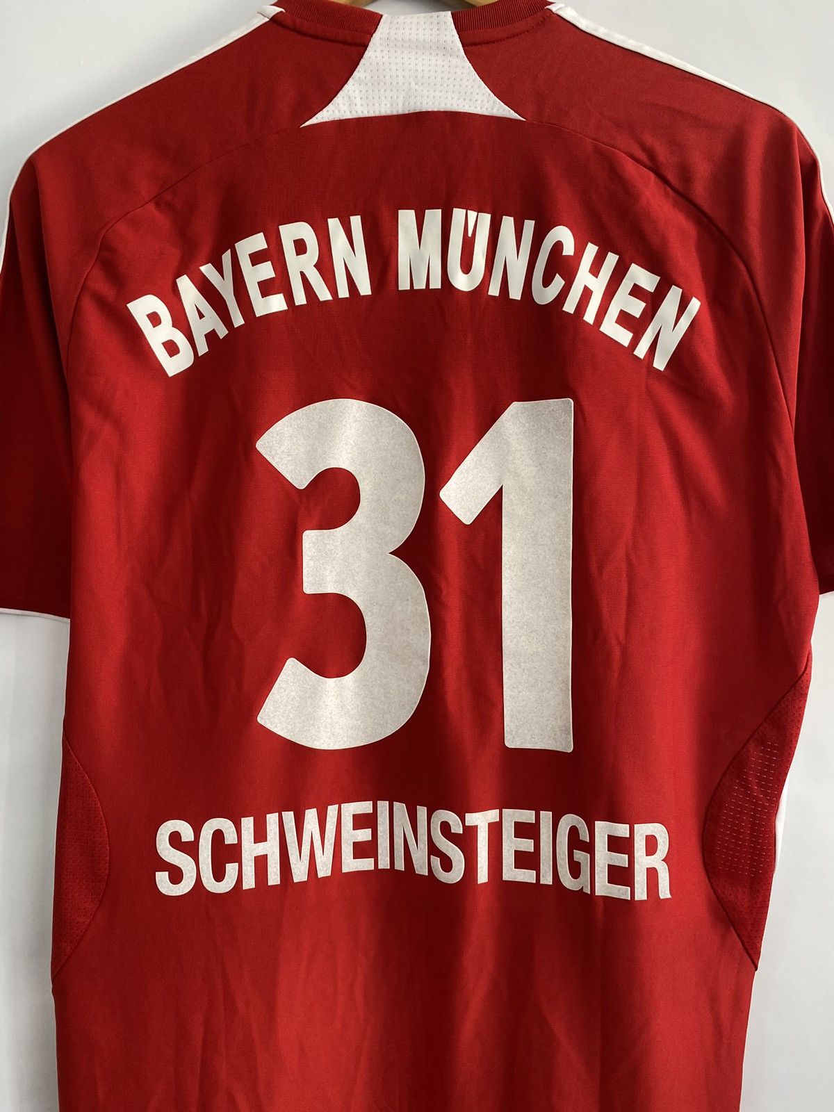 Adidas Vintage 2007 Adidas #31 Schweinsteiger Bayern Munich Jersey Size US S / EU 44-46 / 1 - 9 Thumbnail