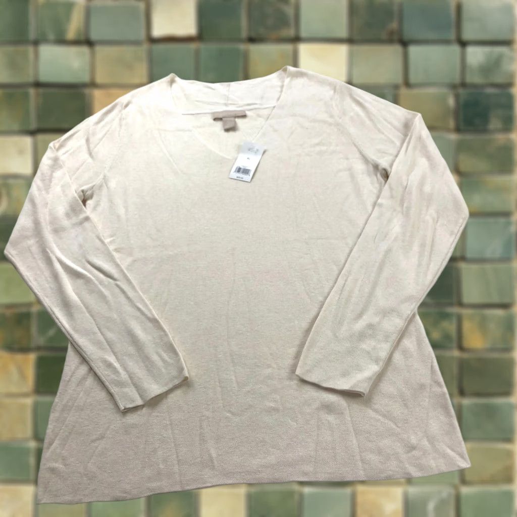 Banana Republic Banana Republic Silk Cotton NEW XL V-Neck Pullover Sweater Beige Size XL / US 12-14 / IT 48-50 - 1 Thumbnail