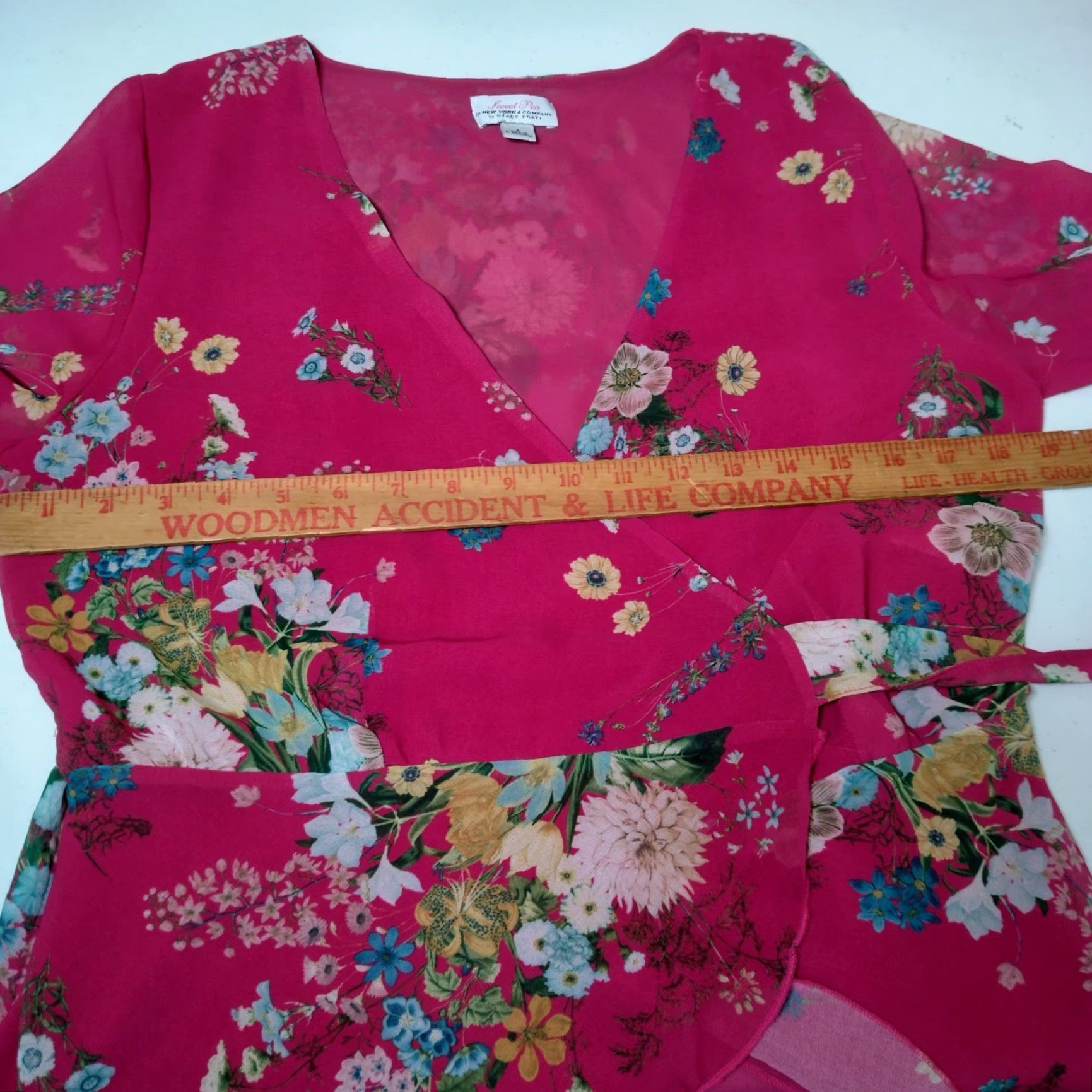 Vintage New York & Co Wrap Blouse Pink Floral Semi Sheer Tie Long Sleeve Small Women V-Neck Chiffon Polyester Womens Size S / US 4 / IT 40 - 5 Thumbnail