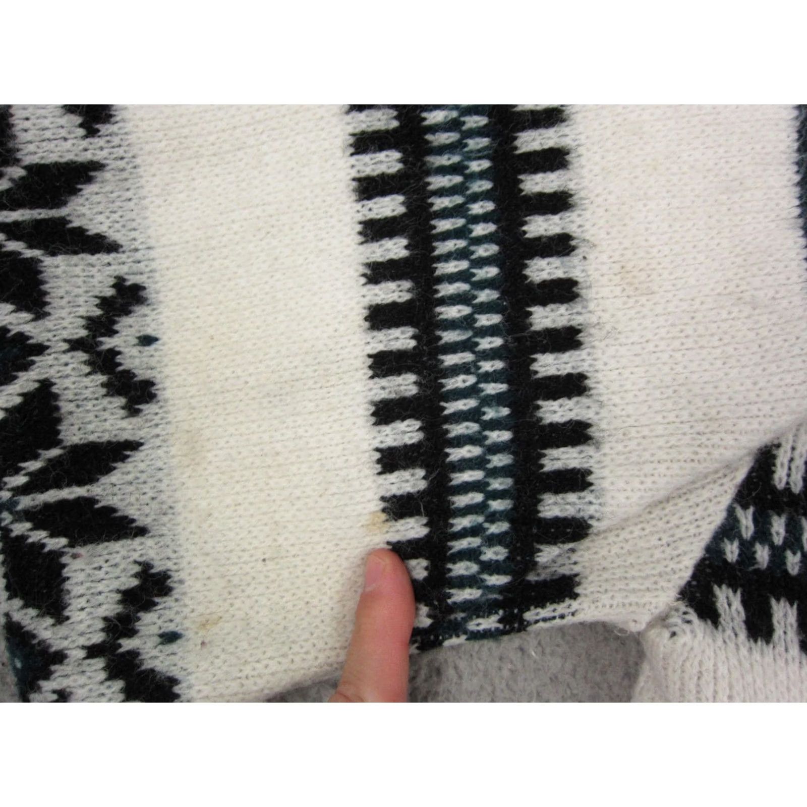 Vintage VINTAGE Nordic Cardigan Womens Large White Green Fair Isle Sweater 60s 50s Size L / US 10 / IT 46 - 6 Thumbnail
