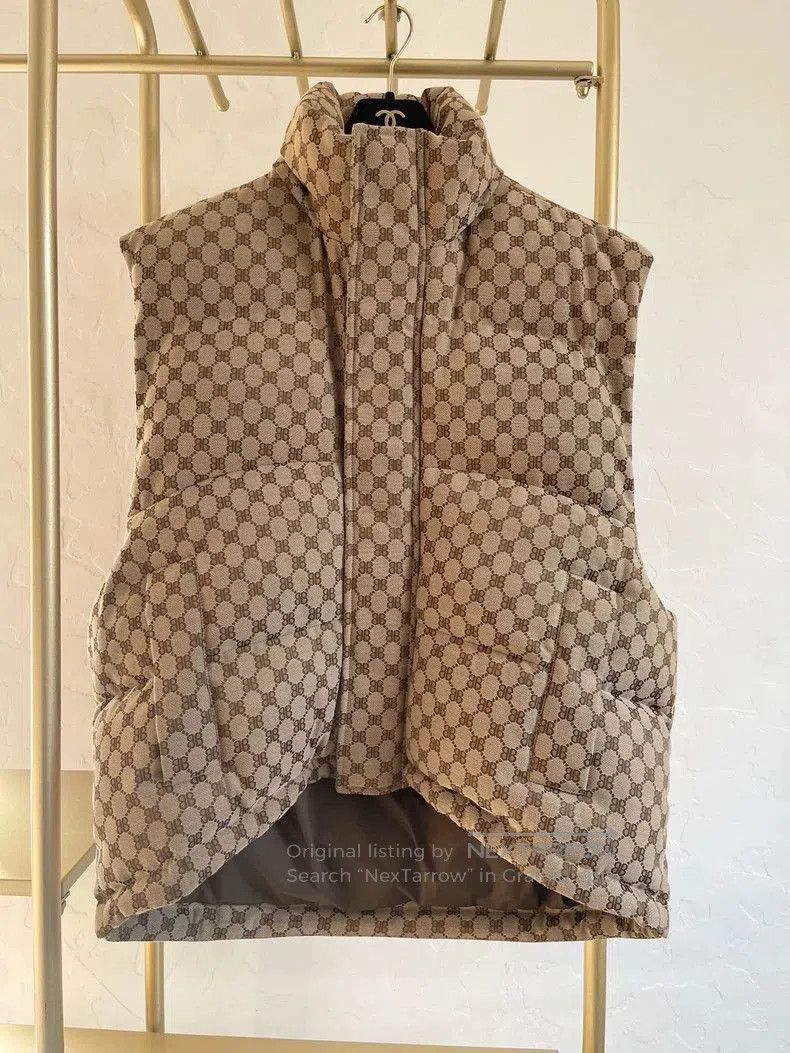 Balenciaga Balenciaga Monogram Puffer Vest 34. Size US XXS / EU 40 - 1 Thumbnail