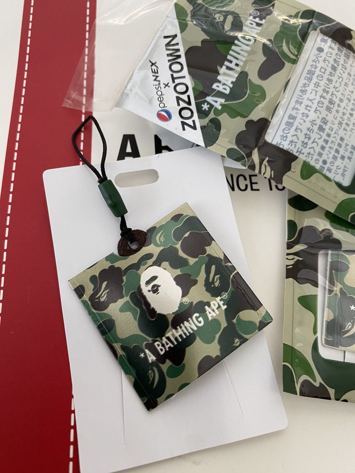 Bape × Pepsi Bape Phone Wipe Size ONE SIZE - 1 Thumbnail