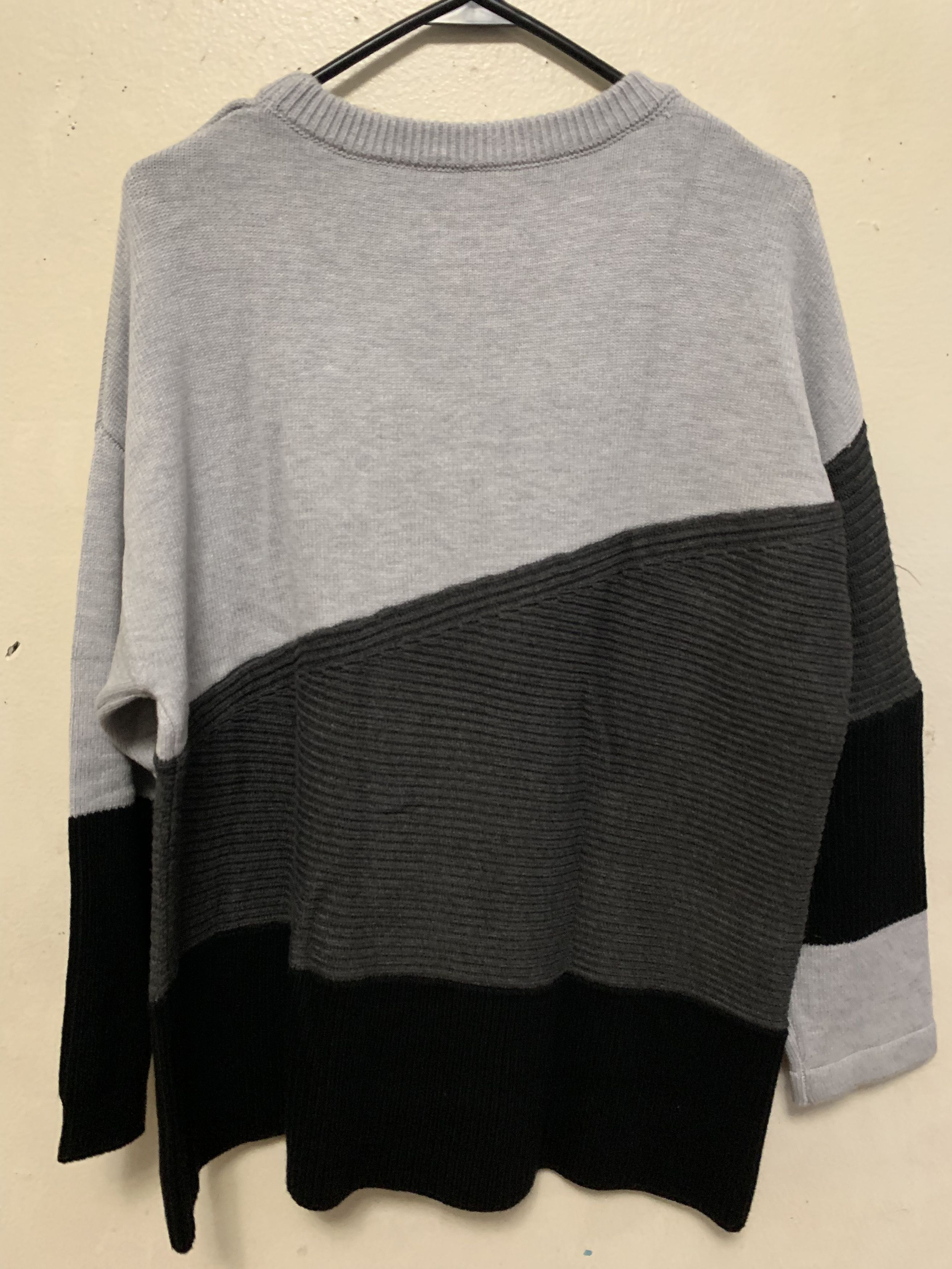Other SAMPLE Tri-Color Knit Sweater ⊛ GRY/DRKGRAY/BLK ⊛ Brand New Size US L / EU 52-54 / 3 - 5 Thumbnail