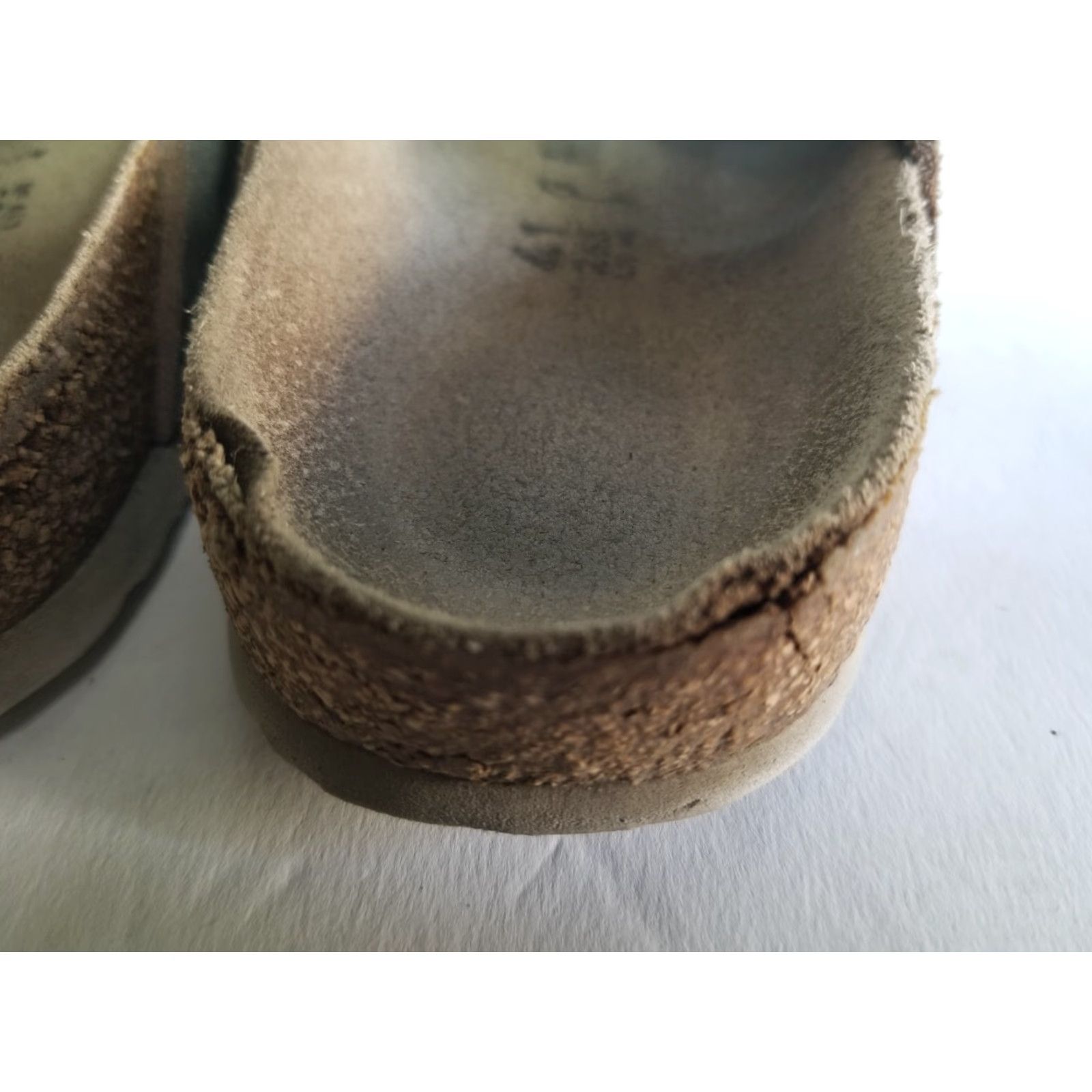 Birkenstock Birkenstock Arizona Sandal Gray Womens Size 41 US 10 Leather Slide 41 Arizona, Gray, Birkenstock Women’s Sandal US 10 Size US 10 / IT 40 - 4 Thumbnail