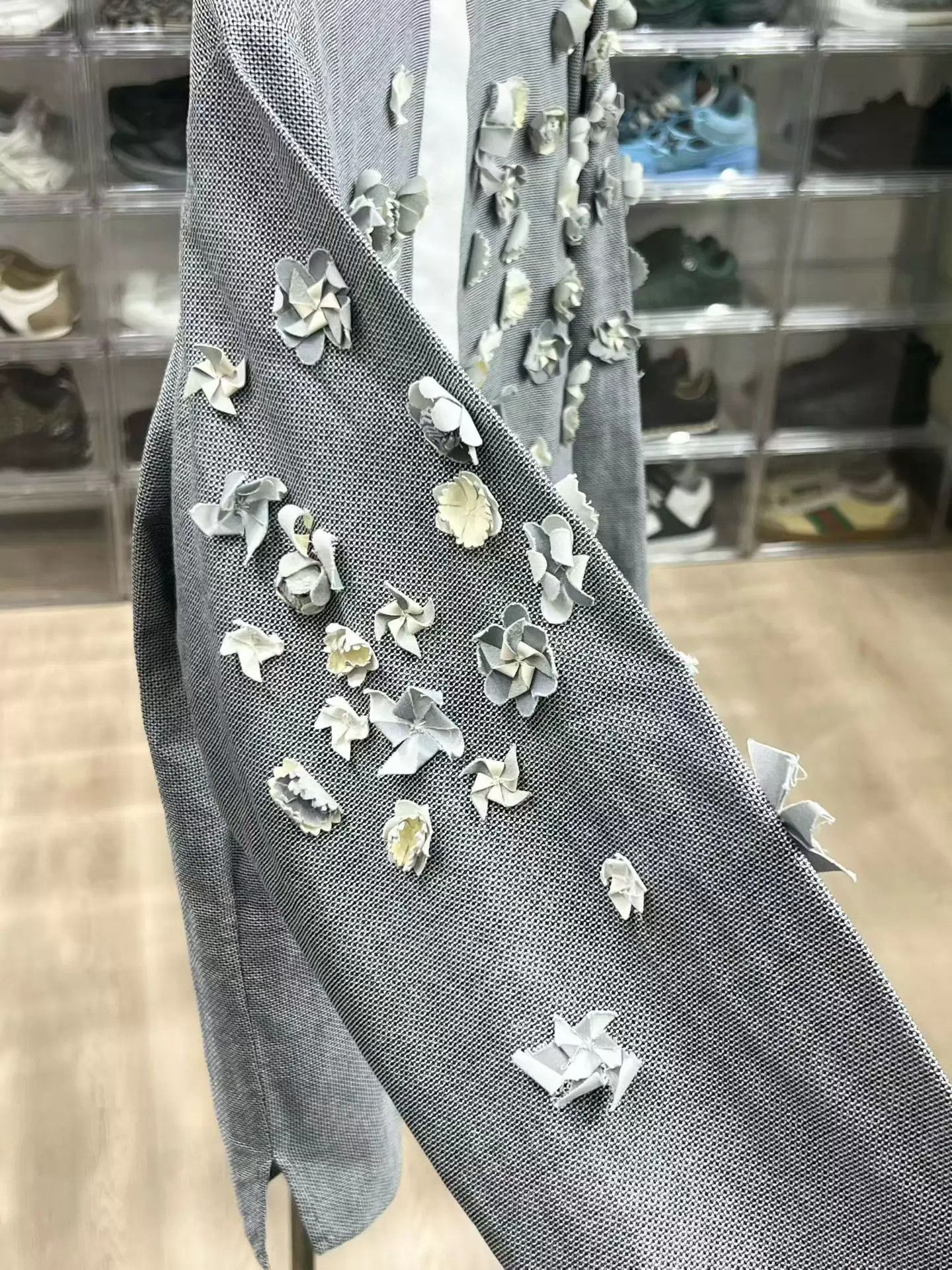 Chanel CHANEL 3D Windmill Flower Shirt 36 Size XS / US 0-2 / IT 36-38 - 6 Thumbnail