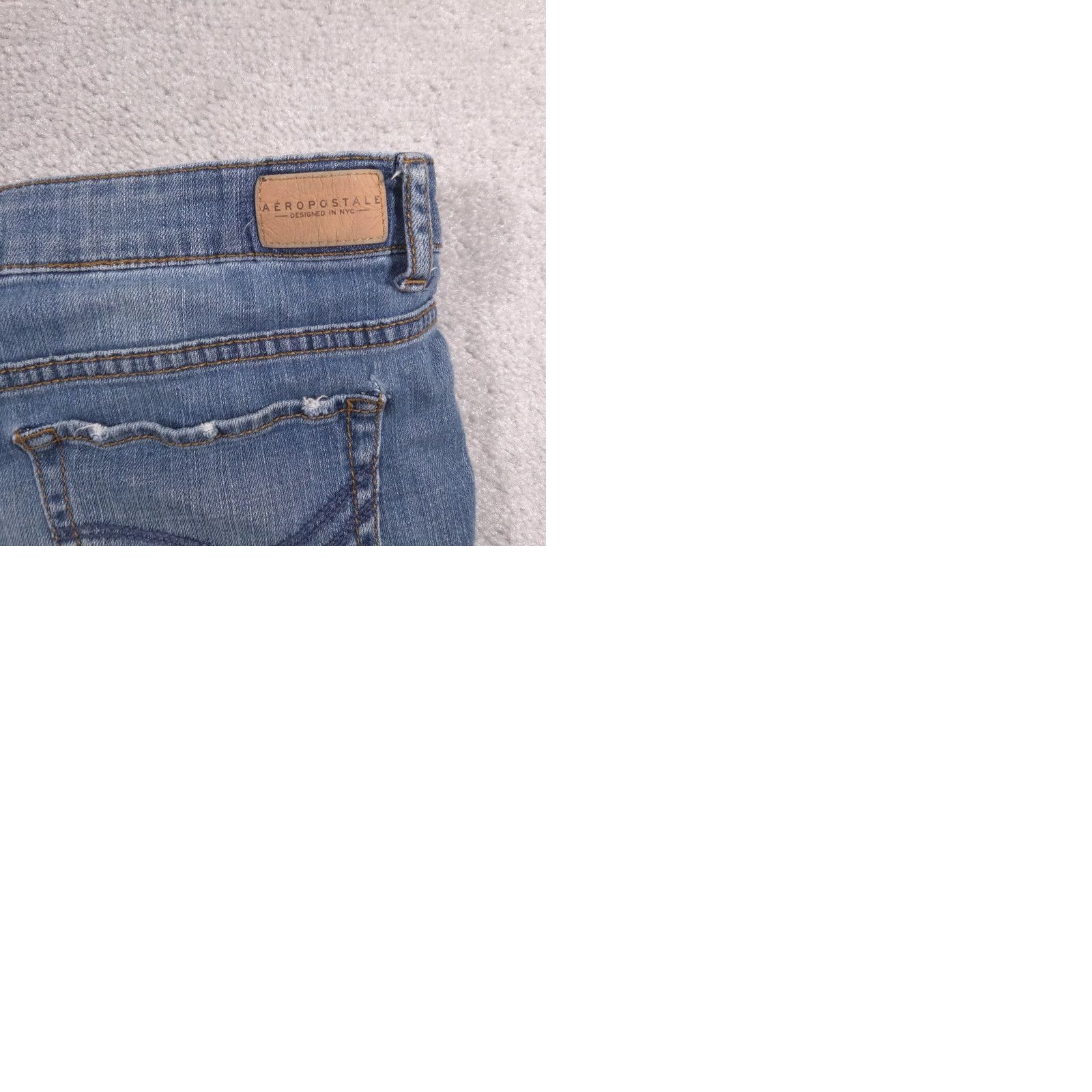 Aeropostale Aeropostale Shorts Womens 6 Blue Denim Embroidered Floral Cutoff Frayed Hem Size 28" / US 6 / IT 42 - 9 Thumbnail
