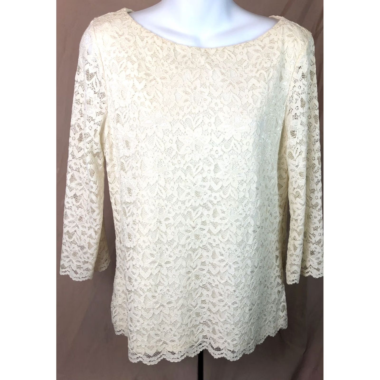 Charter Club VINTAGE Charter Club Lace Top Blouse M Ivory 3/4 Sleeves Round Neck Lined Womens Shirt 90s Dainty Fairy Italic Style Size M / US 6-8 / IT 42-44 - 2 Thumbnail