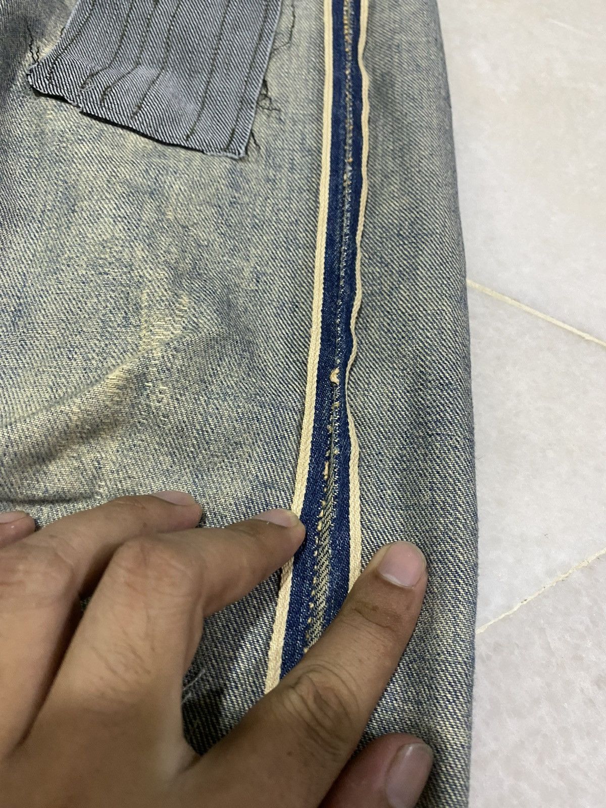 Levi's LEVIS BIG E LOT 37501 RIVETS SELVAGED Size US 28 / EU 44 - 25 Thumbnail