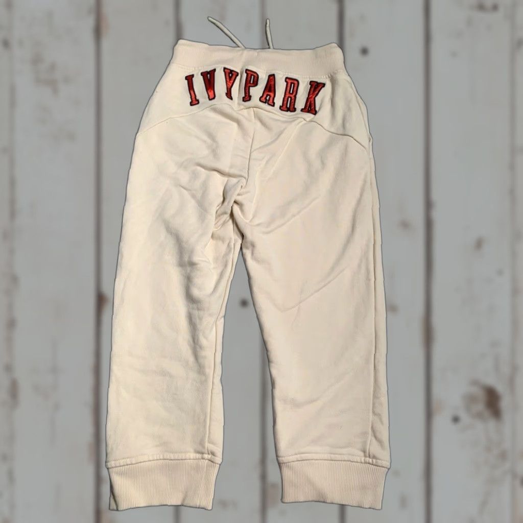 Ivy Park Ivy Park Beyoncé Cream XS Cropped Joggers Pants Track Pants Women XS Cream Ivy Park Beyoncé Track Pants Pants Womens XS Cropped Joggers Cream Size 26" / US 2 / IT 38 - 1 Thumbnail