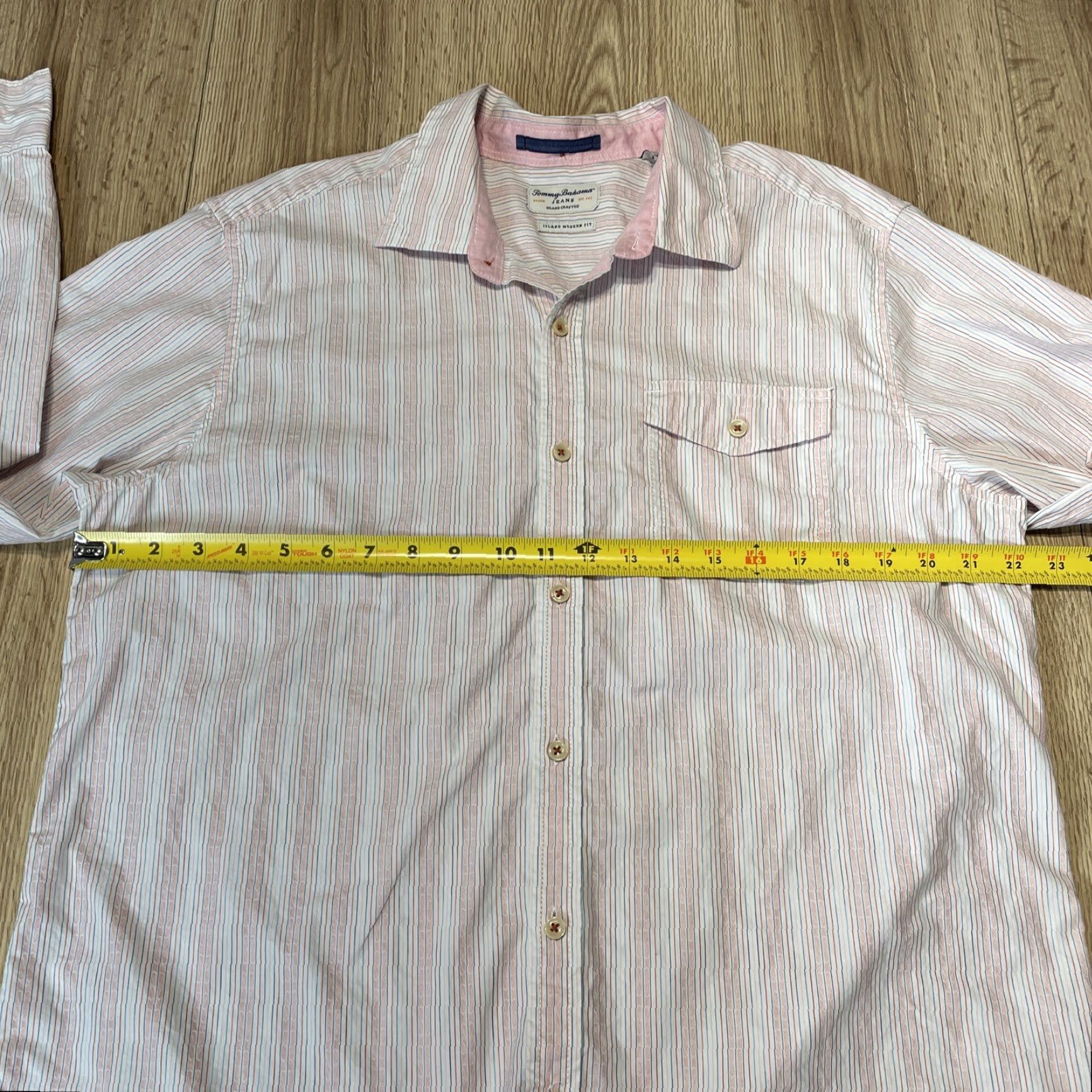 Tommy Bahama VINTAGE Tommy Bahama Men’s Button-Up Shirt Long Sleeve Size Large White Pink Striped Size US L / EU 52-54 / 3 - 6 Thumbnail