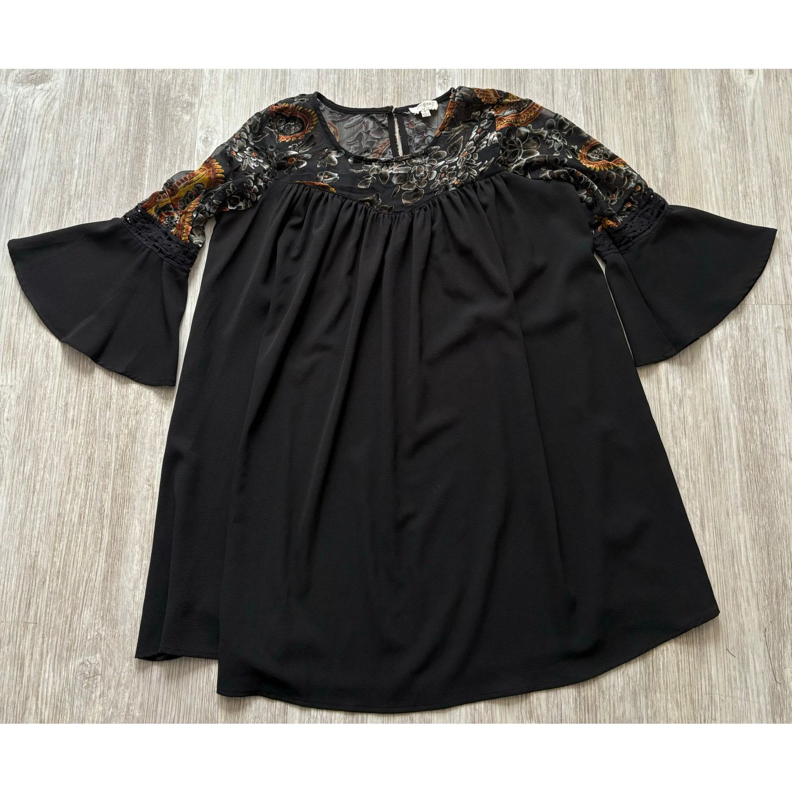 Other Umgee | Women’s Bell Sleeve Shift Dress | Small Size S / US 4 / IT 40 - 1 Thumbnail