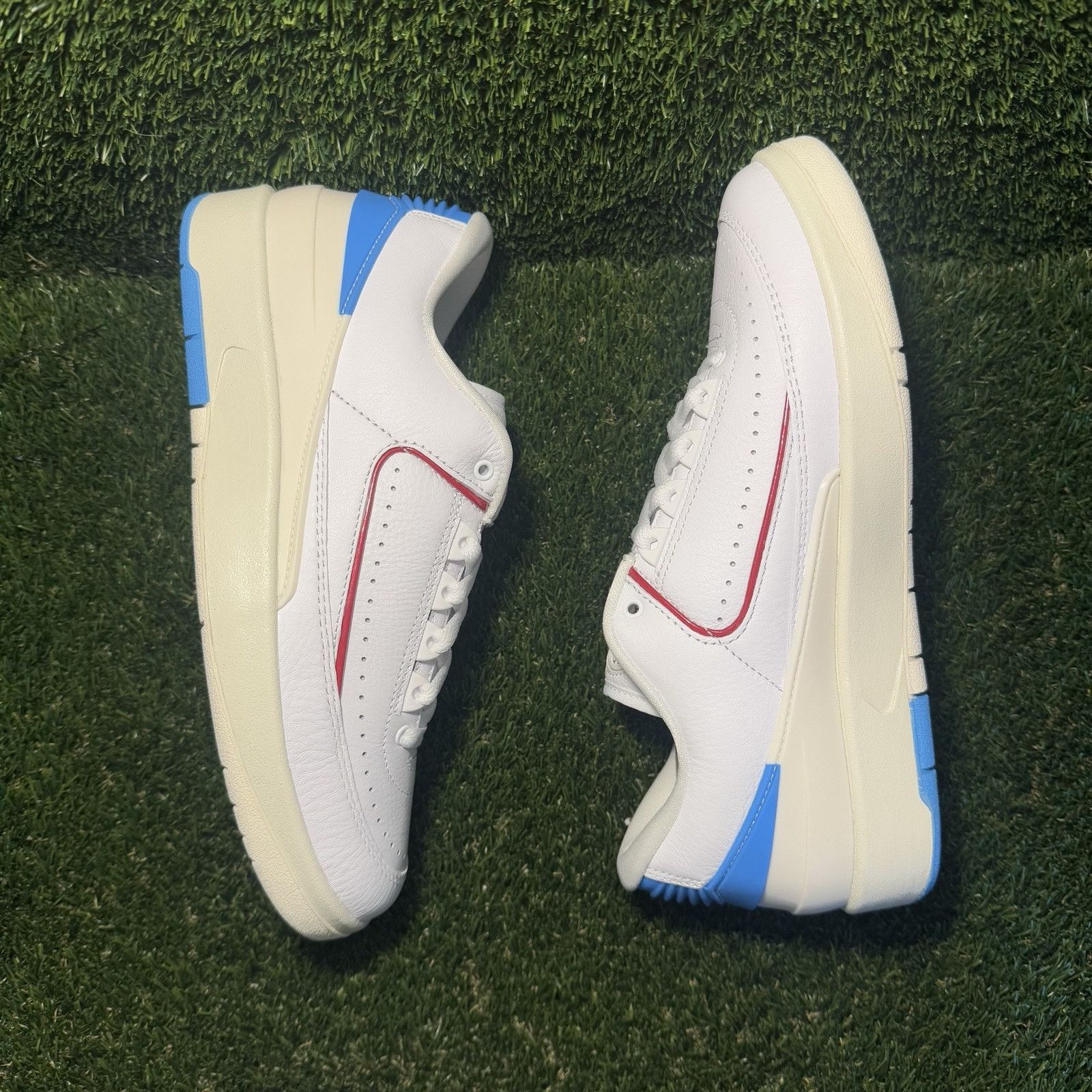 Jordan Brand Size 8.5 - Air Jordan 2 Retro Low NC to Chi W Size US 8.5 / IT 38.5 - 5 Thumbnail